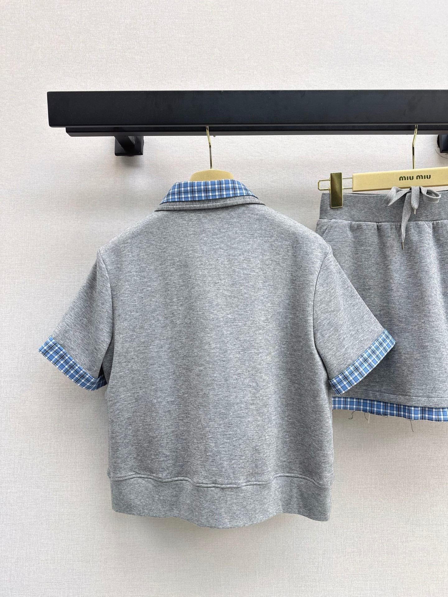 M*u 25ss Plaid lapel top + mini skirt suit