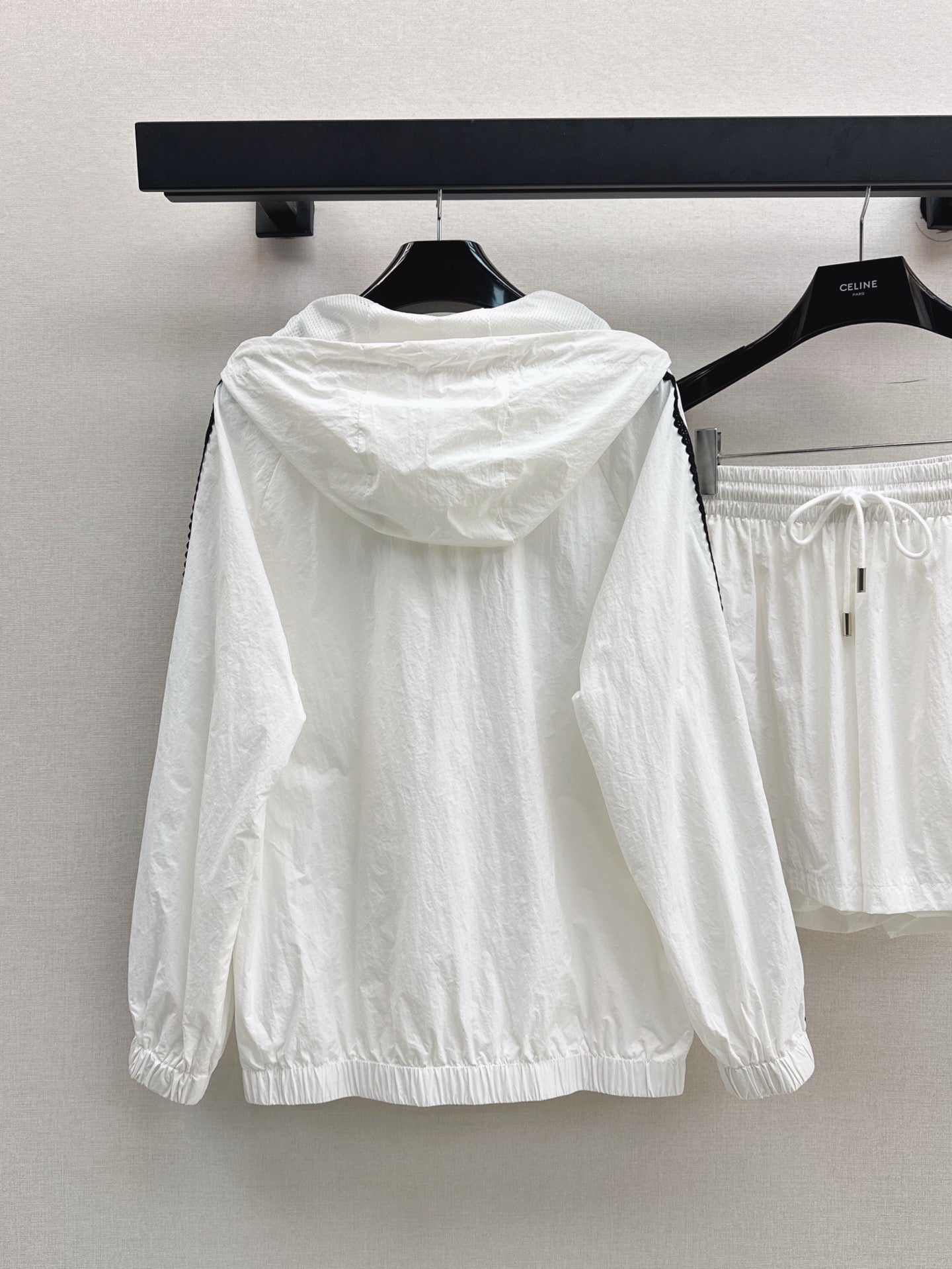 Cel* 25ss Embroidered Windbreaker + shorts set