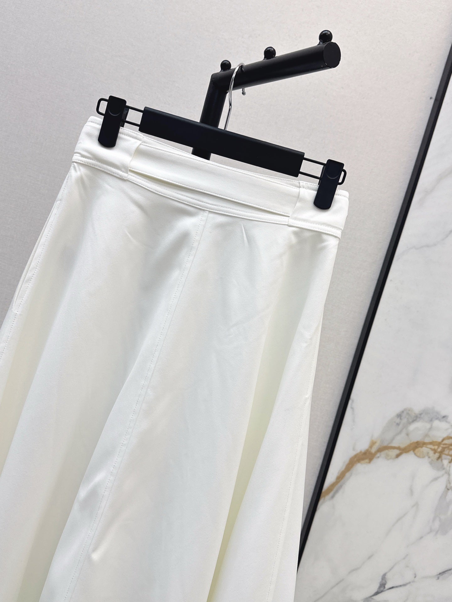 D*r 25ss buttons flared midi skirt