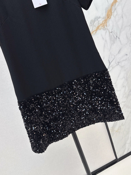 Pra* 25ss sequined hem mini dress