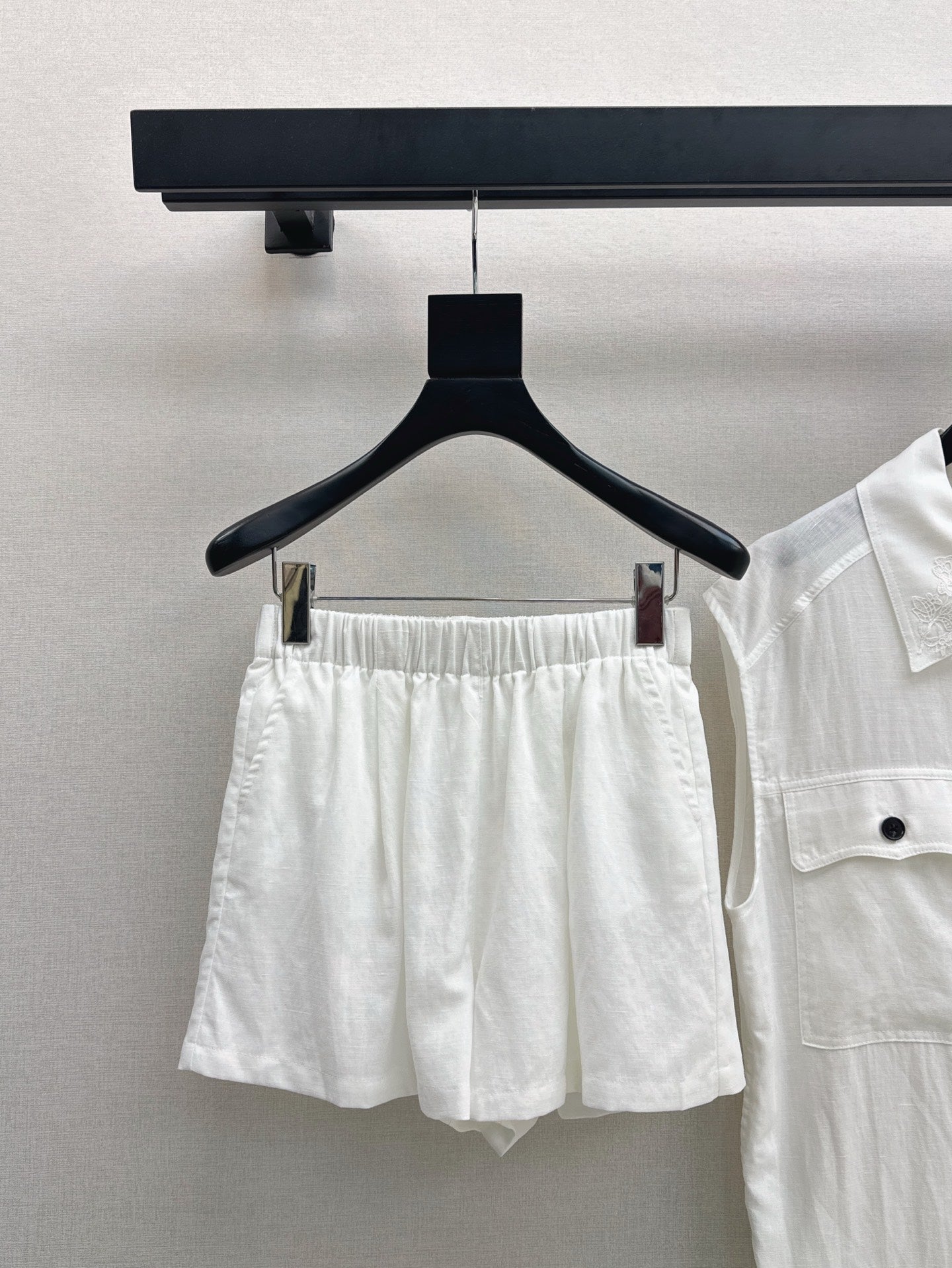 Lor*P 25ss embroidered linen vest suit