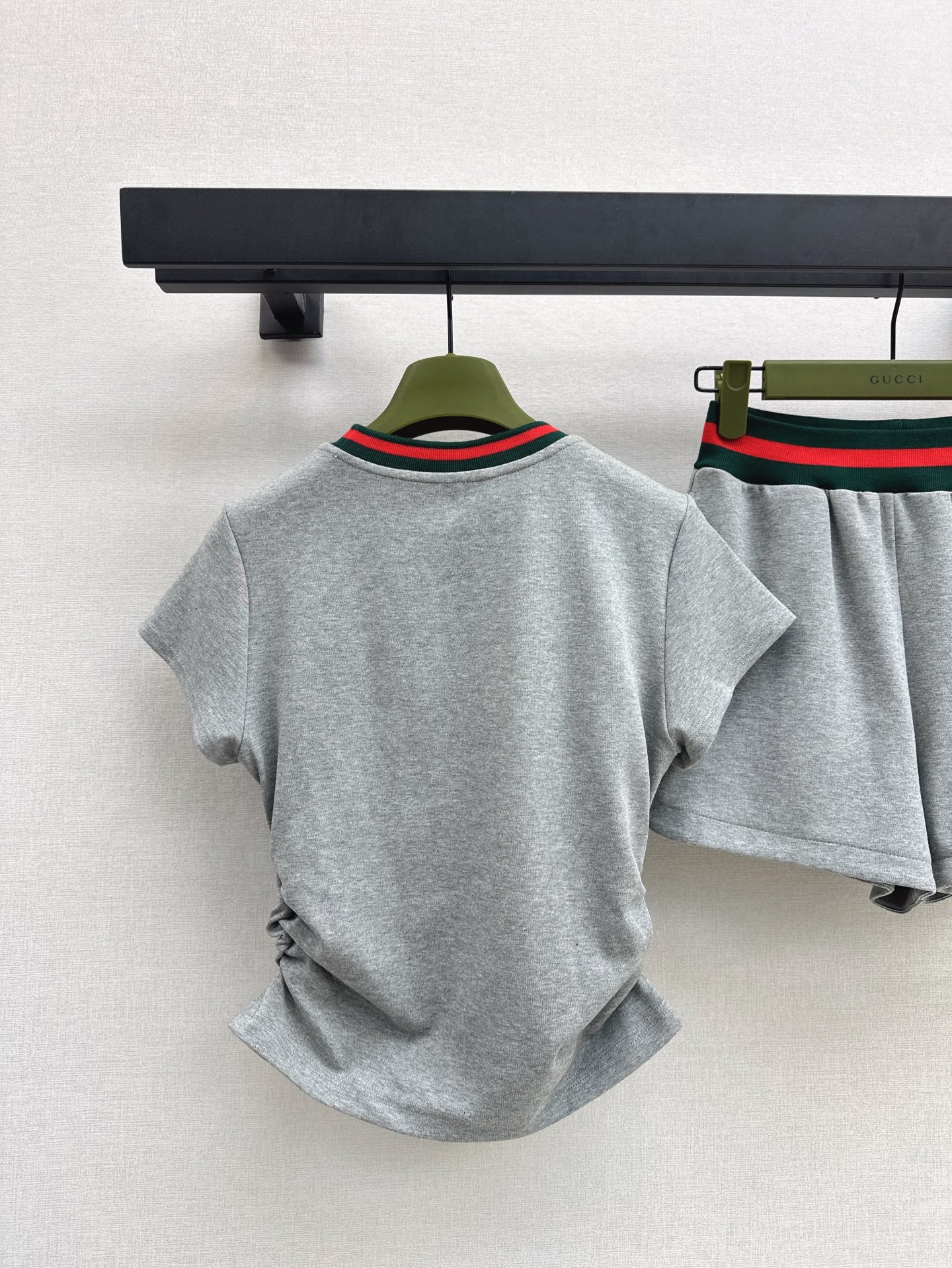 Gu* 25ss threaded leisure suit