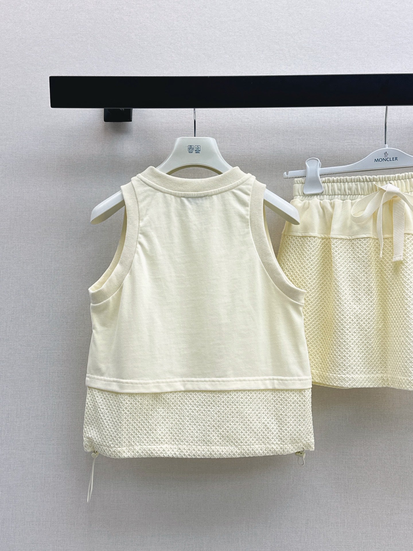 Monc* 25ss mesh vest and miniskirt suit