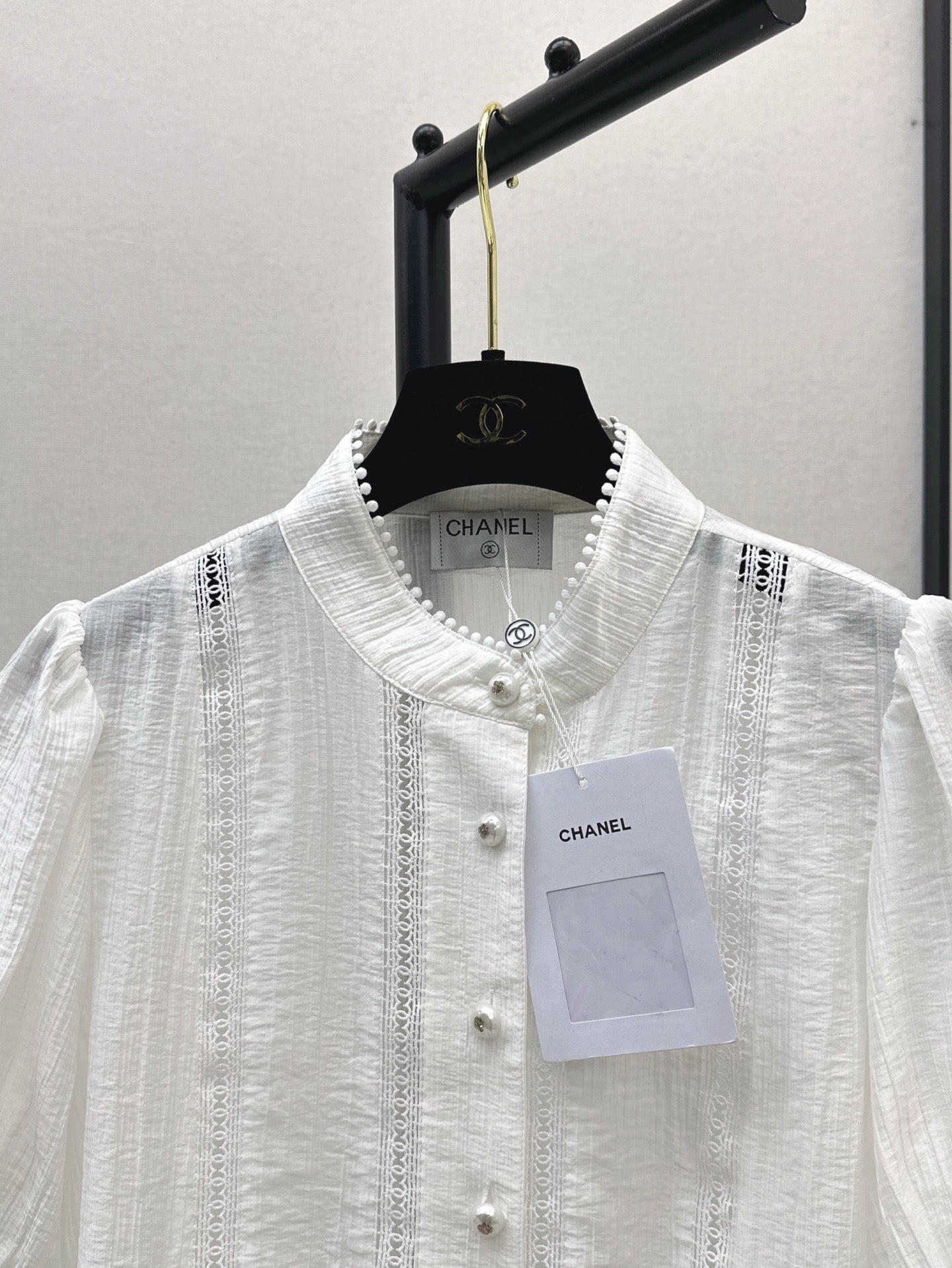 C*nel 25ss embroidered lace shirt