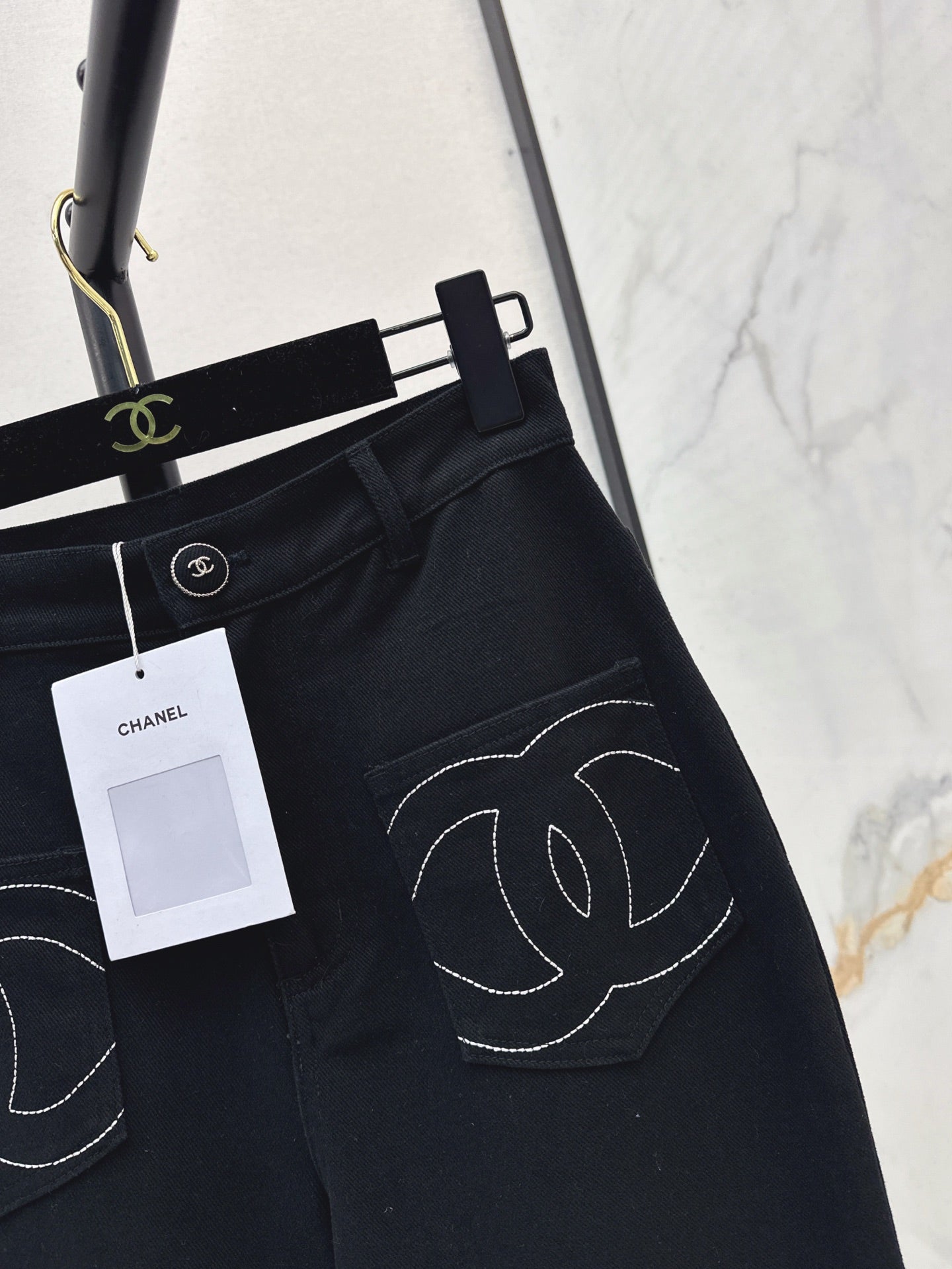 C*nel 25ss logo embroidered cotton pants