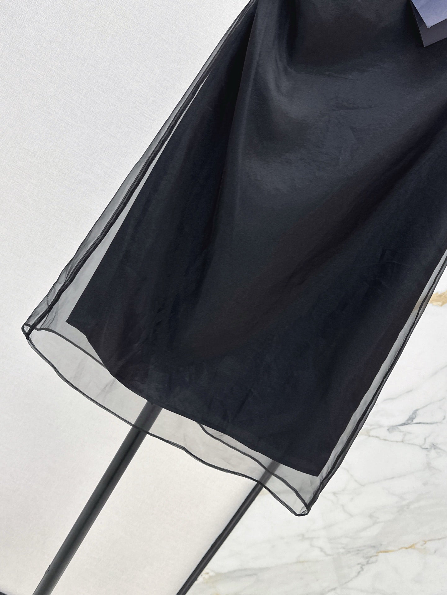 Pra* 25ss fitted mesh midi skirt