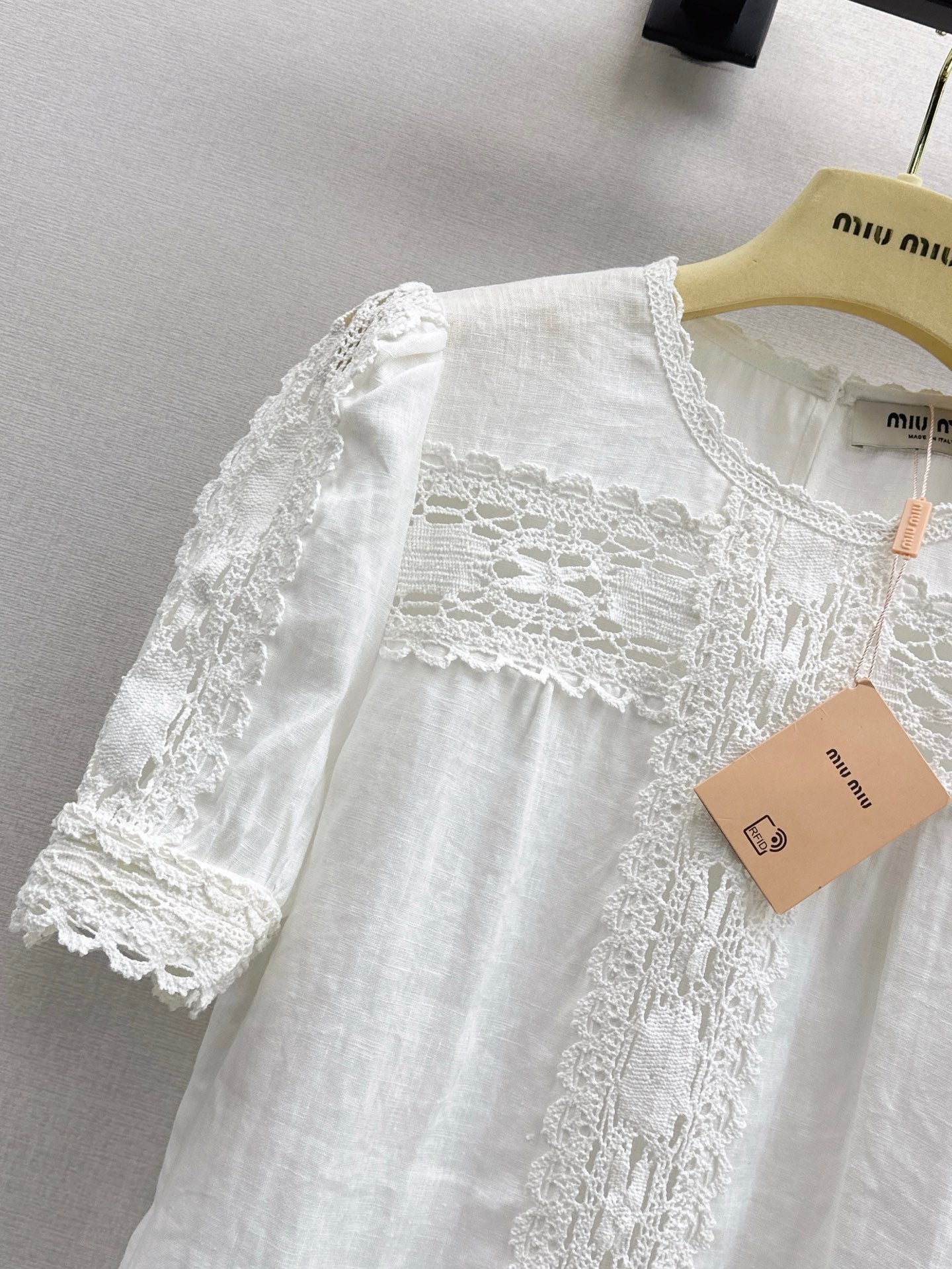 M*u 25ss lace shirt and shorts linen suit