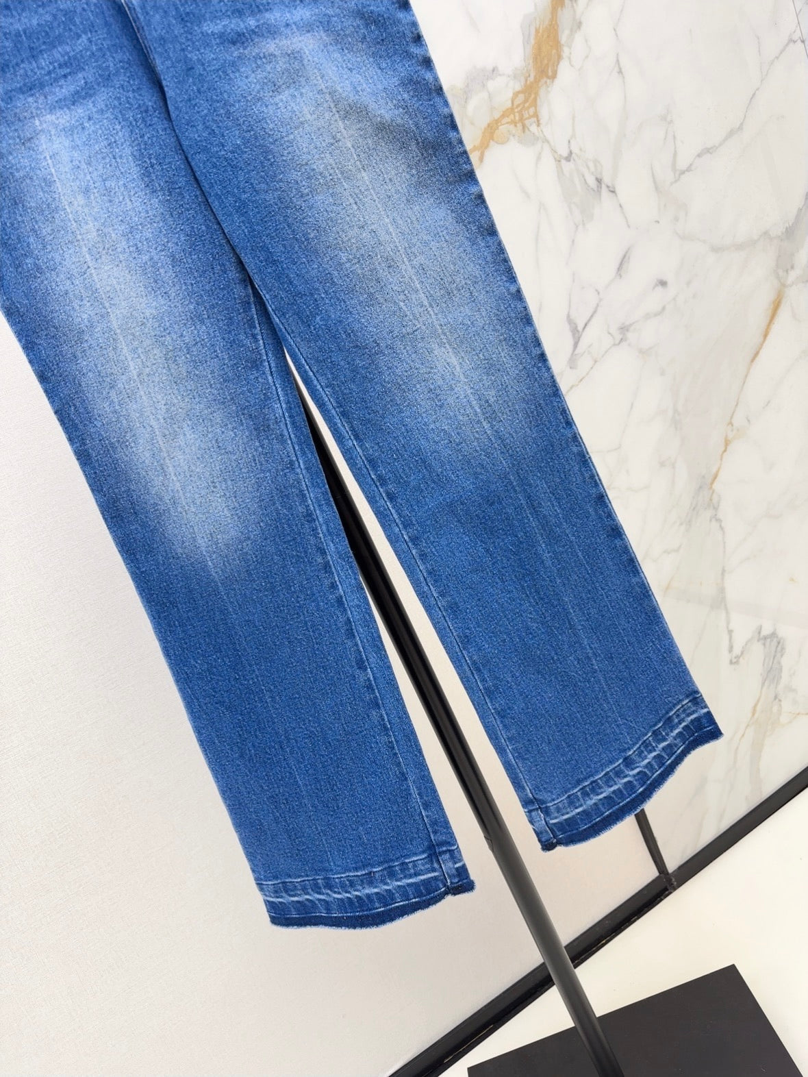 Valen* 25ss 3D beaded straight jeans