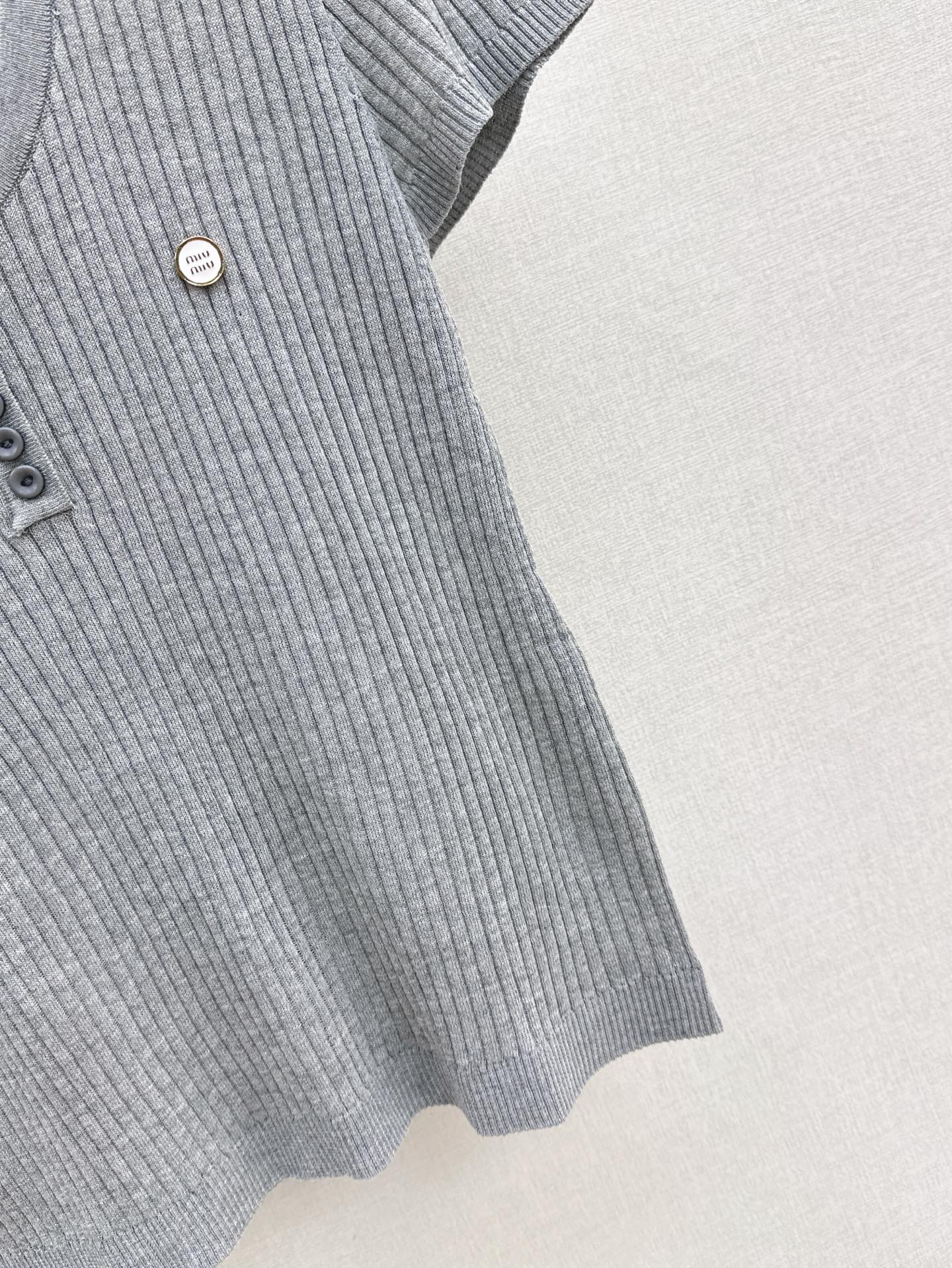 M*u 25ss crew neck short-sleeve sweater