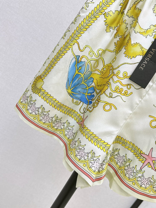 Versa* 25ss Barocco Silk Shorts