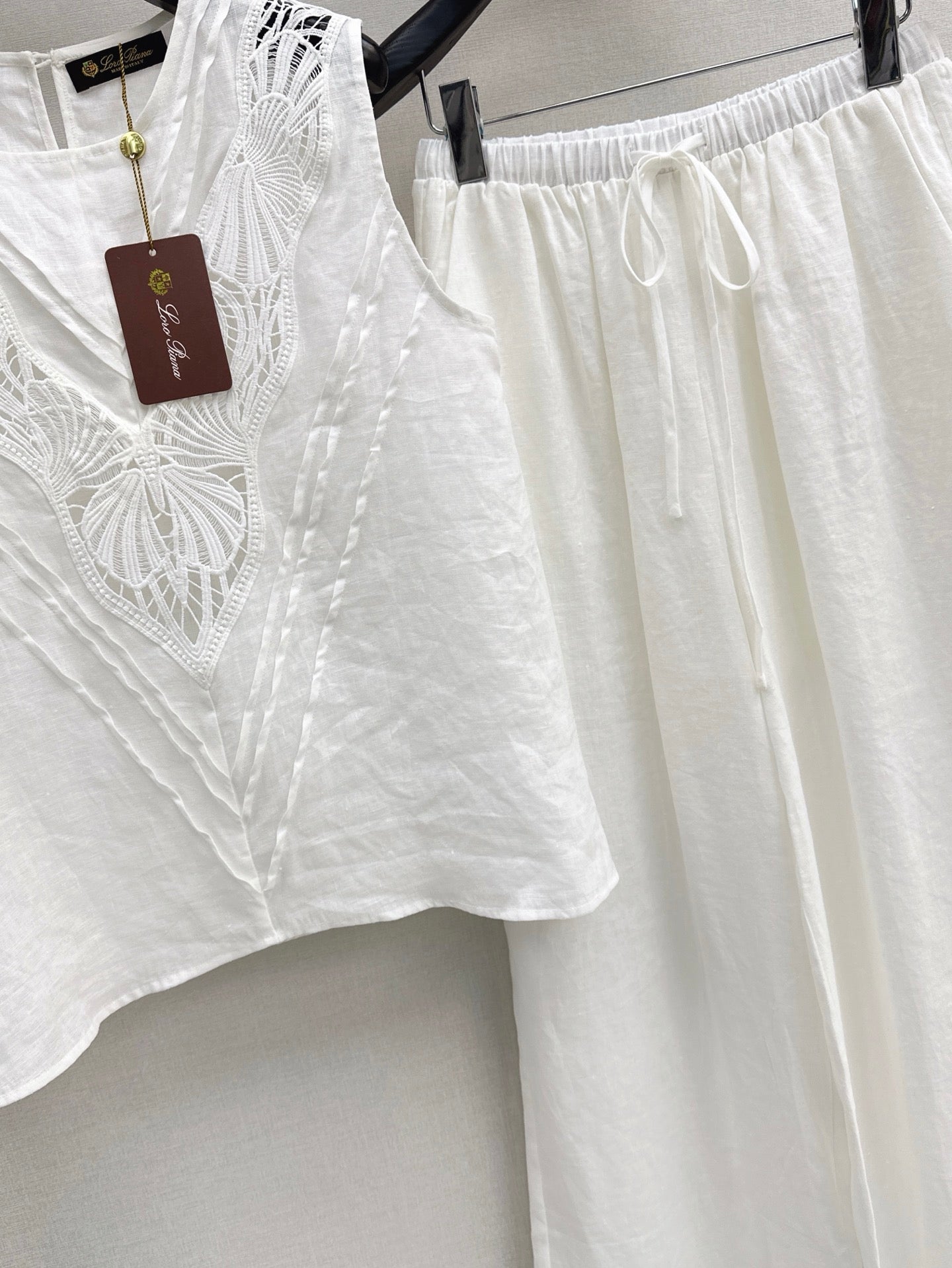 Lor*P 25ss embroidered linen suit