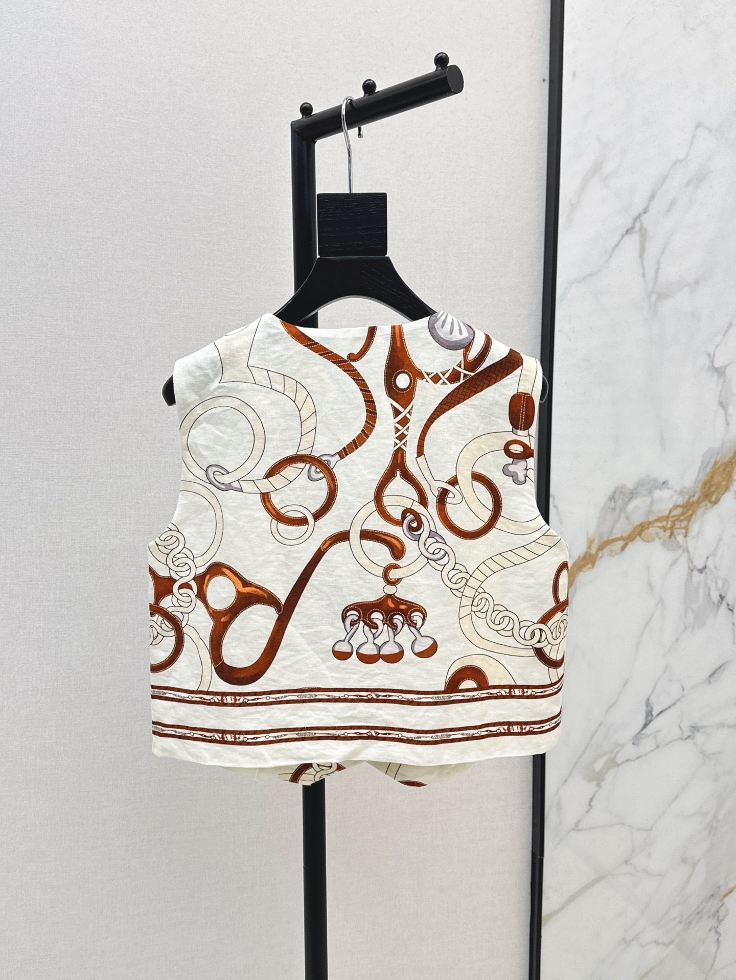 Herm* 25ss linen vest