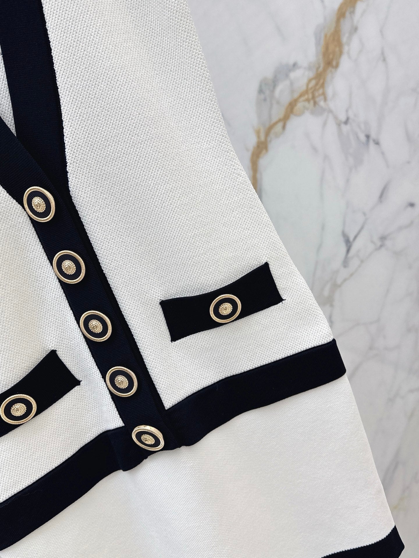 Balm* 25ss two-tone knit minidress