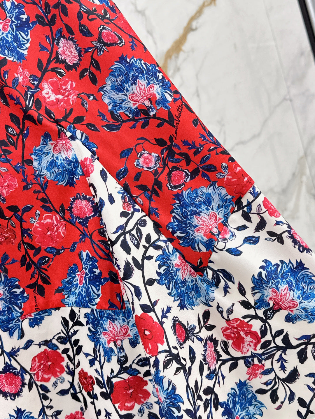 Loui* Floral Vine long skirt