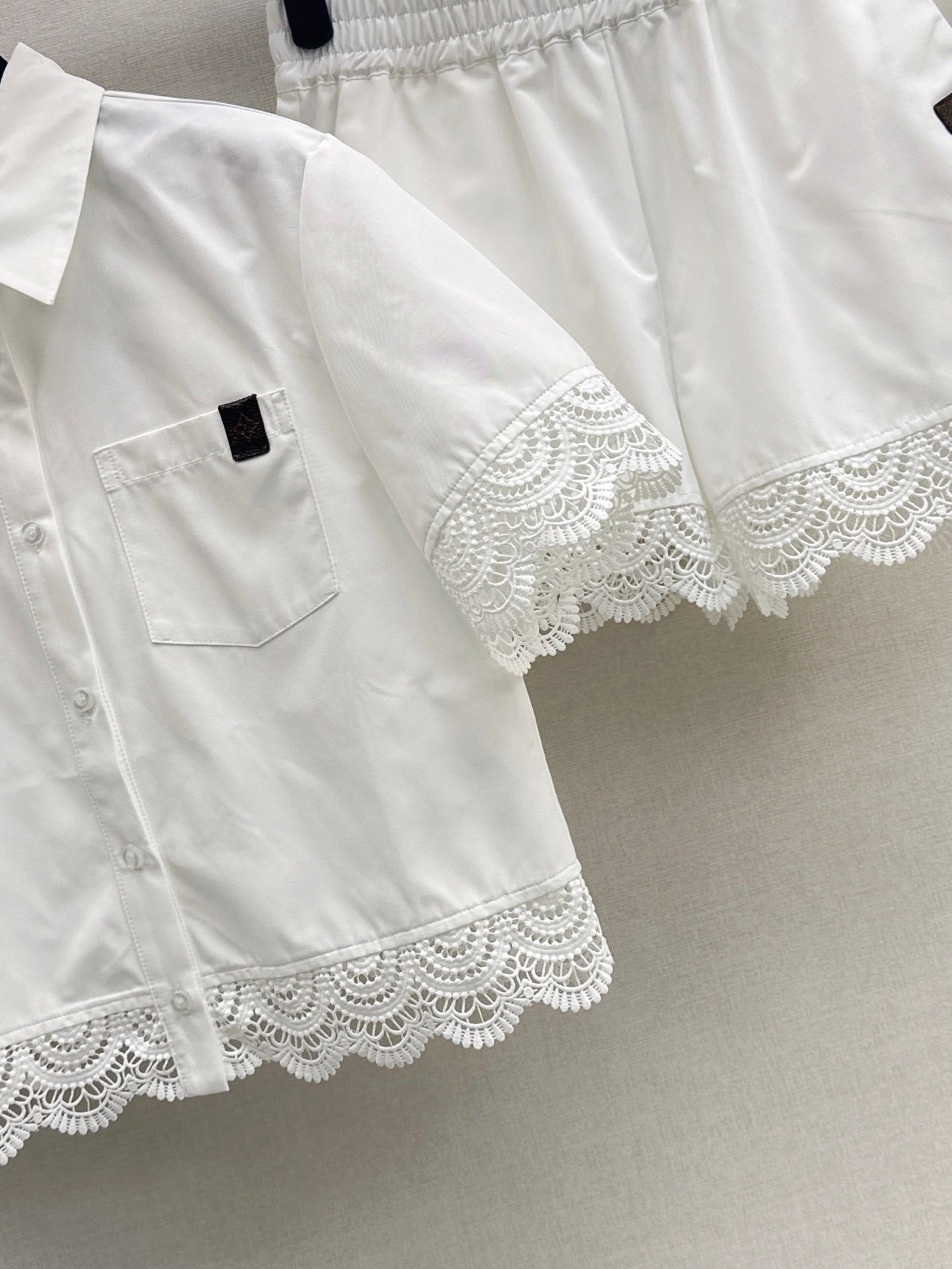 Loui* new lace trim shirt and shorts set