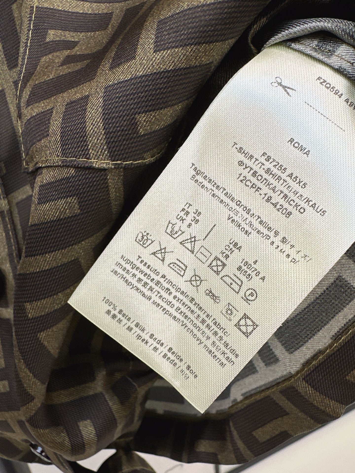 Fd* 25ss FF printed crop tied silk shirt