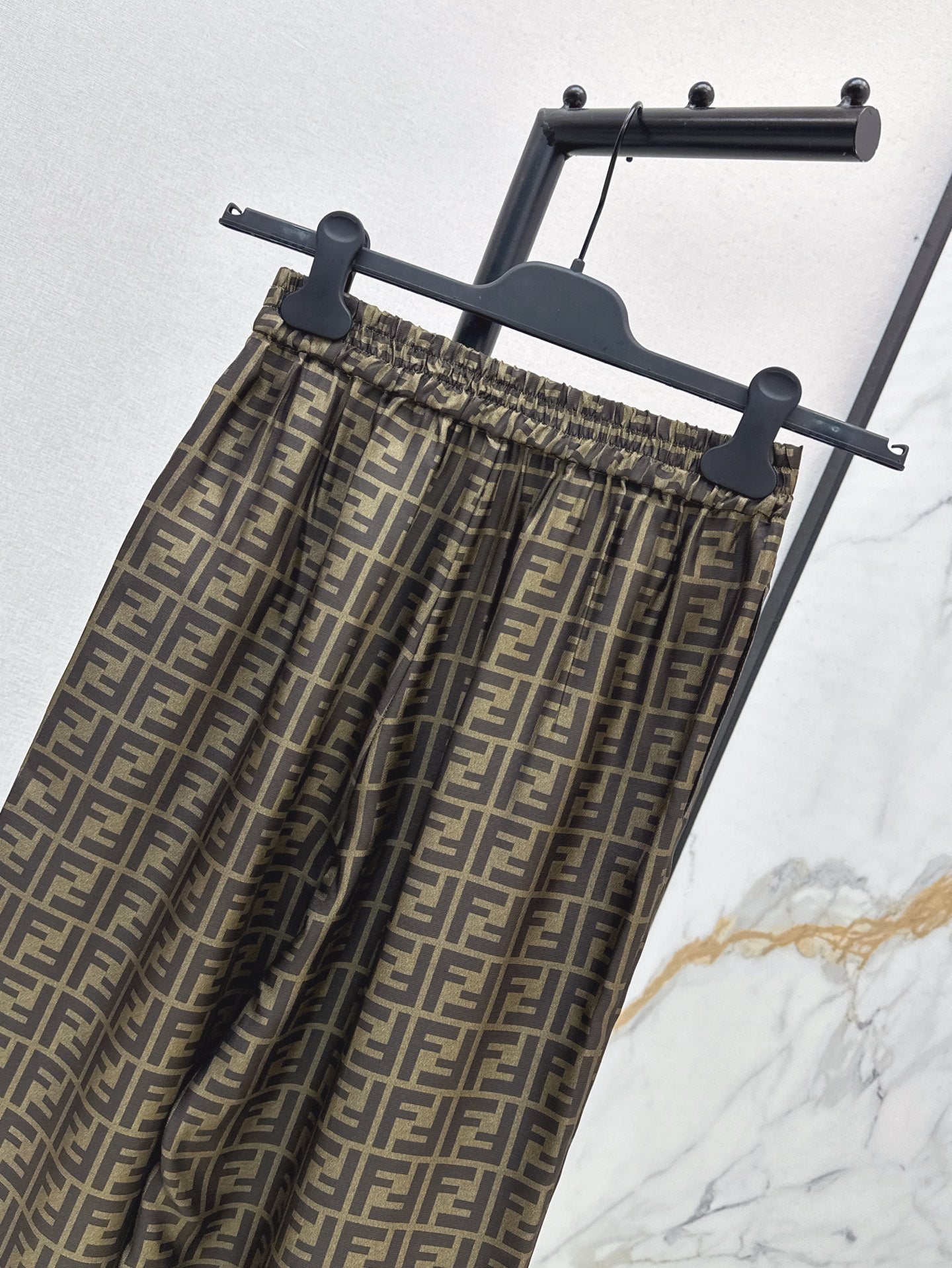 Fd* 25ss FF printed silk pants