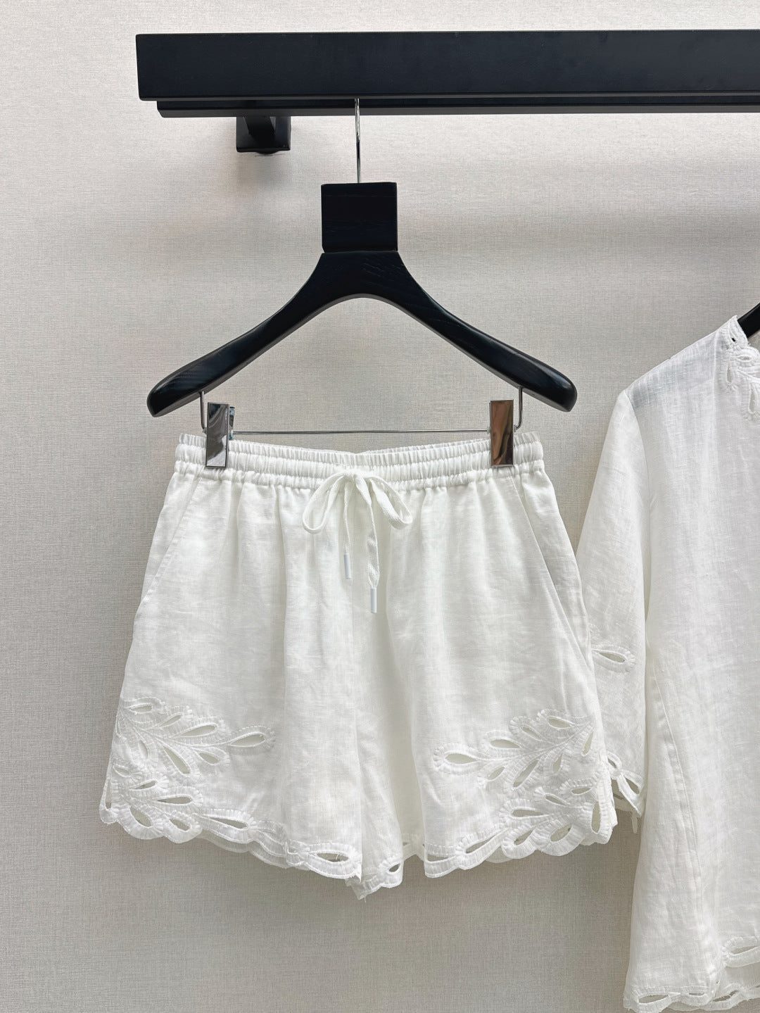 Lor*P 25ss embroidered linen suit