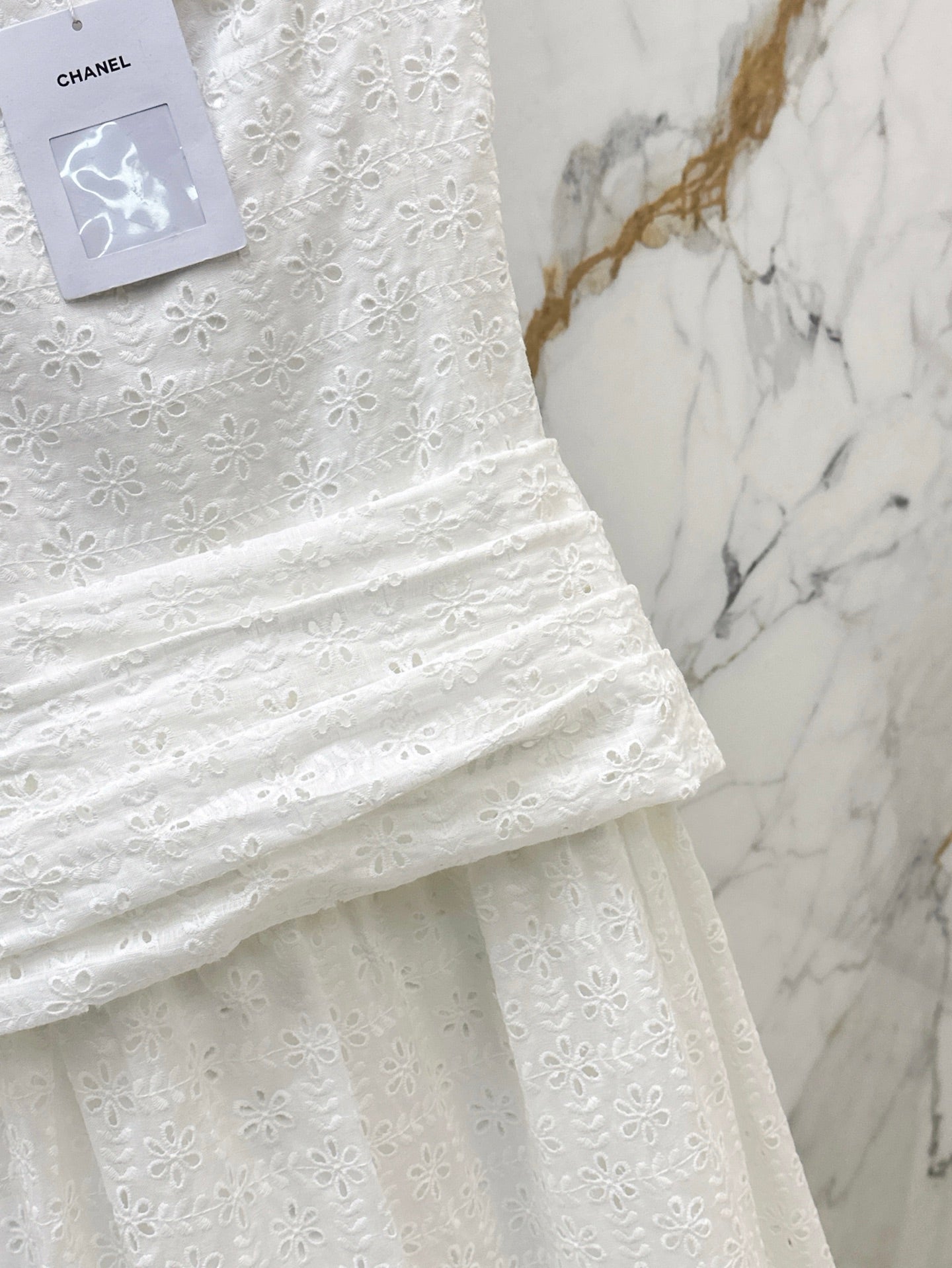 C*nel 25ss embroidered tube top dress