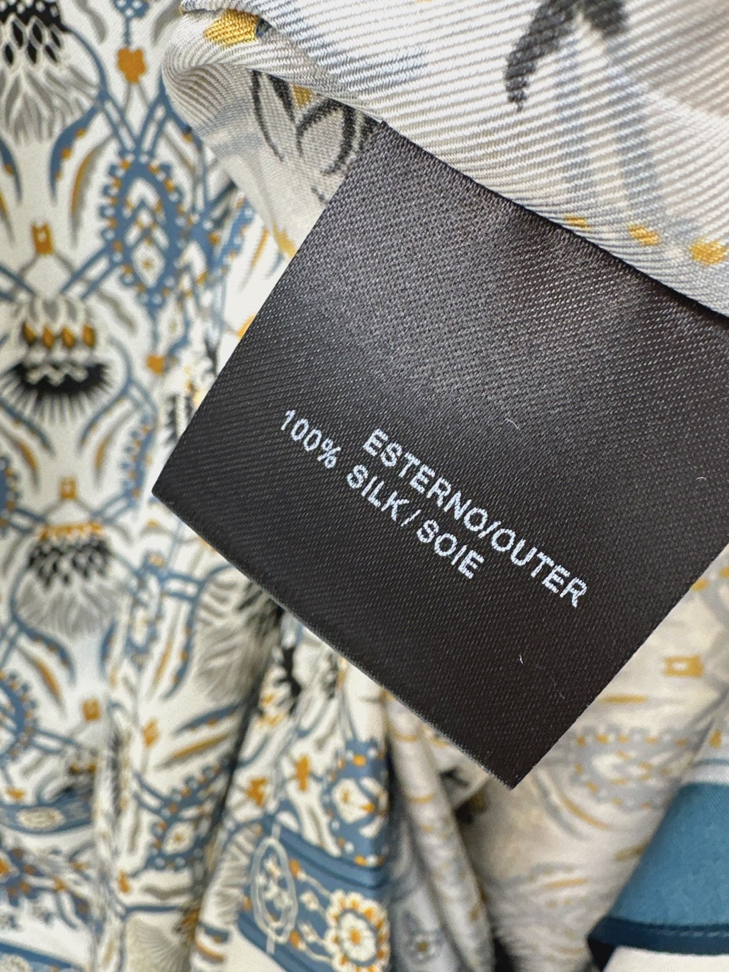 Lor*P 25ss floral silk cape dress