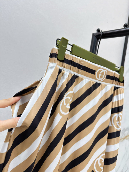 Gu* 25ss printed elastic waist skirt