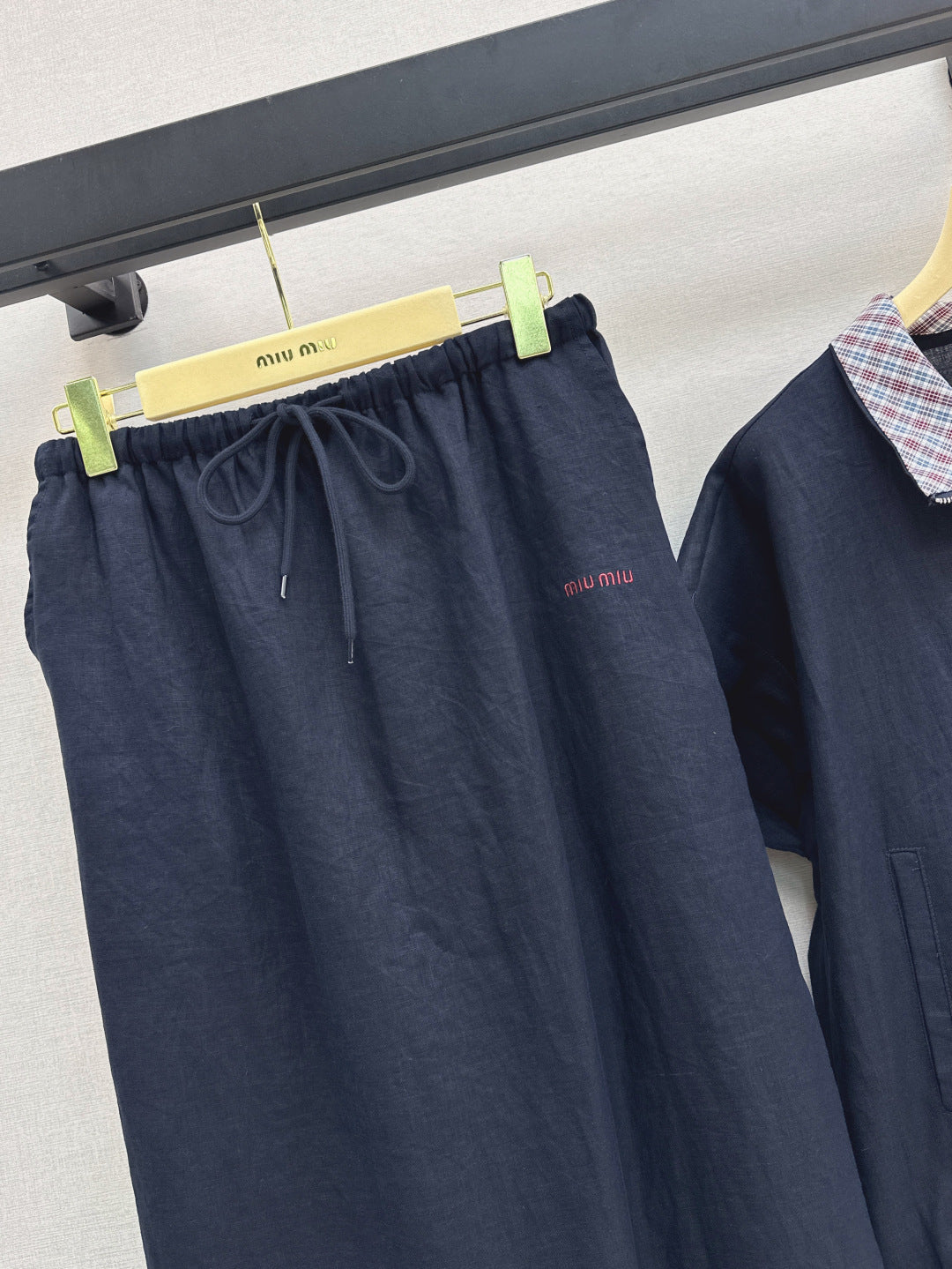 M*u 25ss zipper short-sleeve top and skirt set