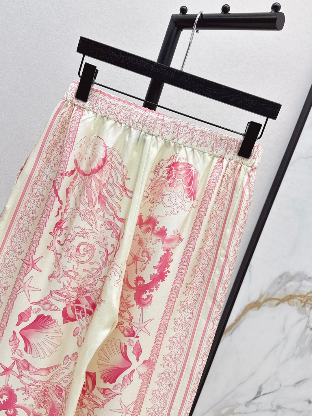 Versa* barocco silk pants