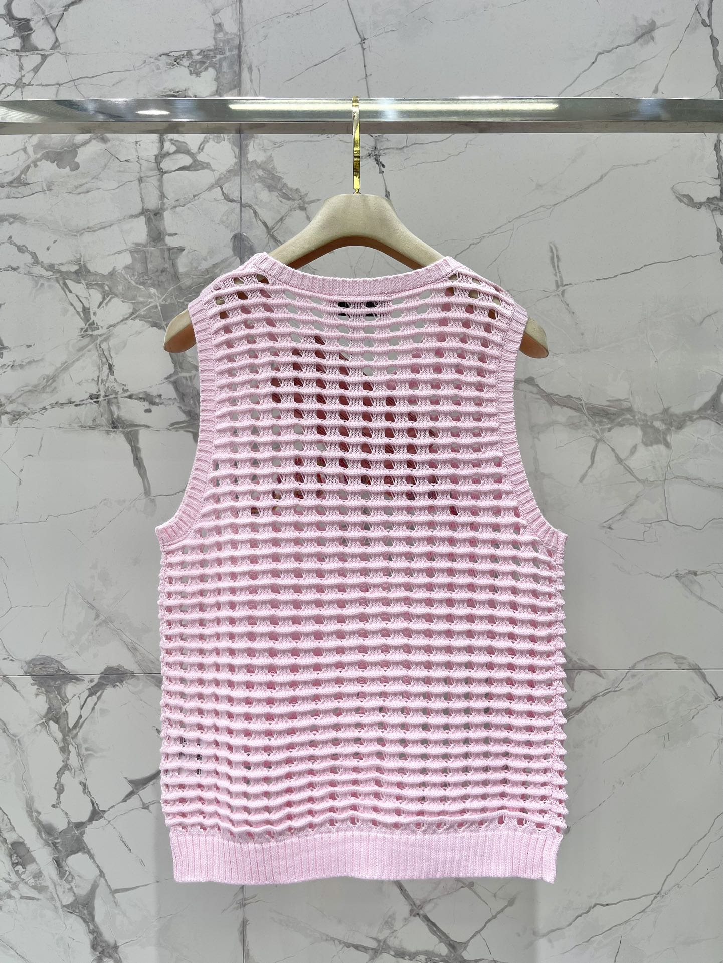 M*u 25ss knitted hollow vest