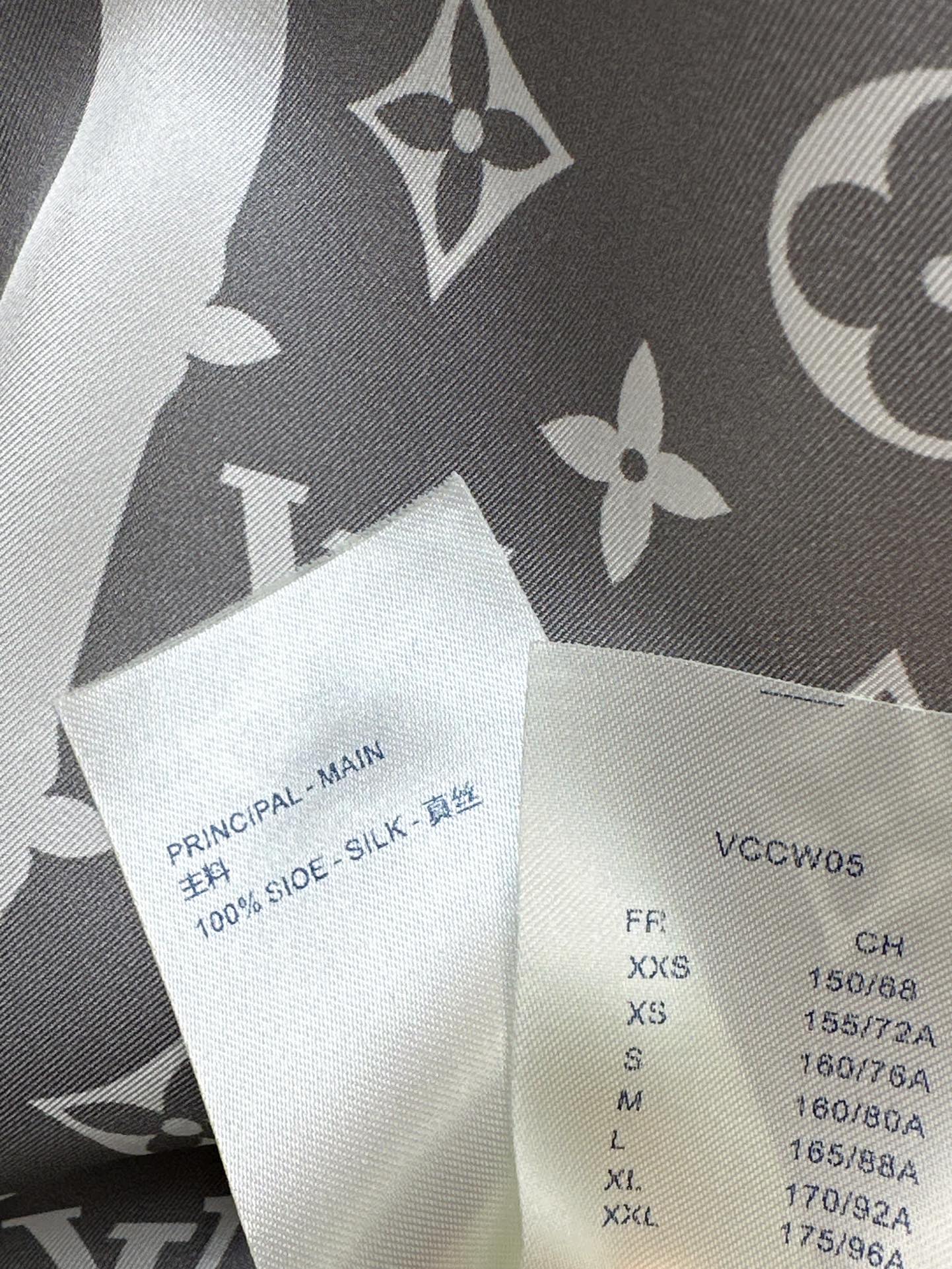 Loui* 25ss monogram silk shirt