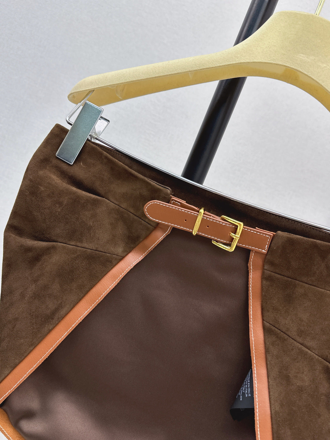 M*u 25ss suede bandana top