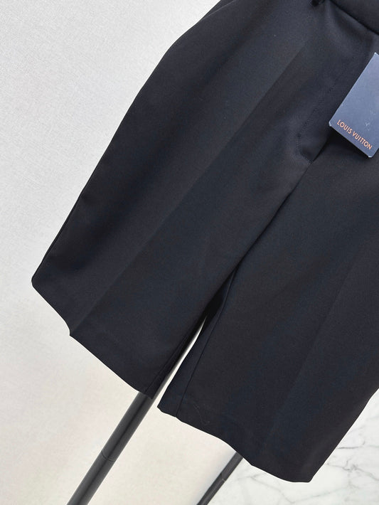 Loui* 25ss tailored bermuda shorts