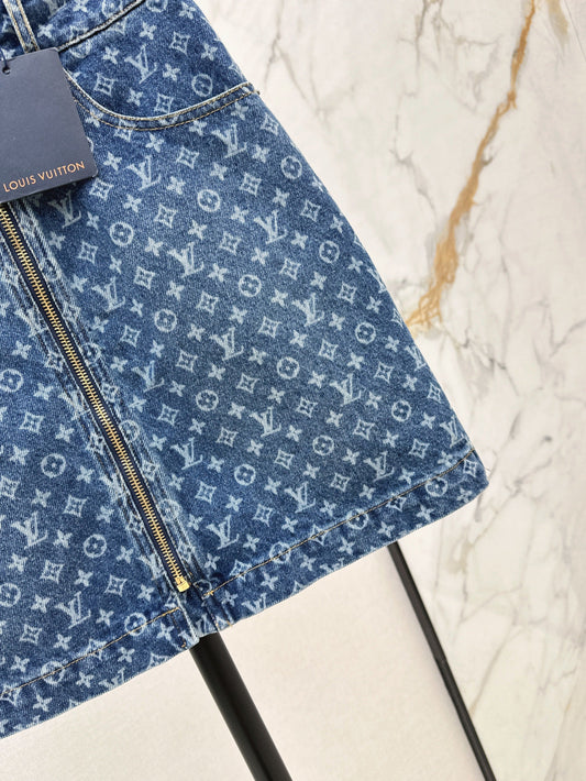 Loui* 25ss monogram denim mini skirt