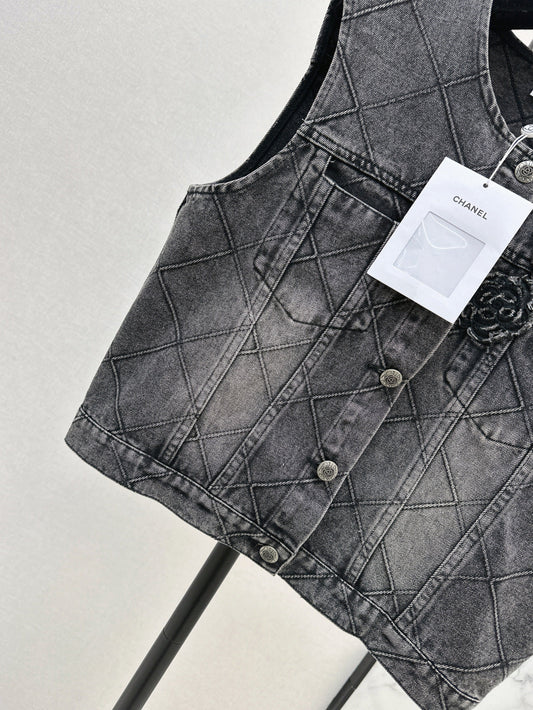 C*nel 25ss embroidered diamond denim jacket