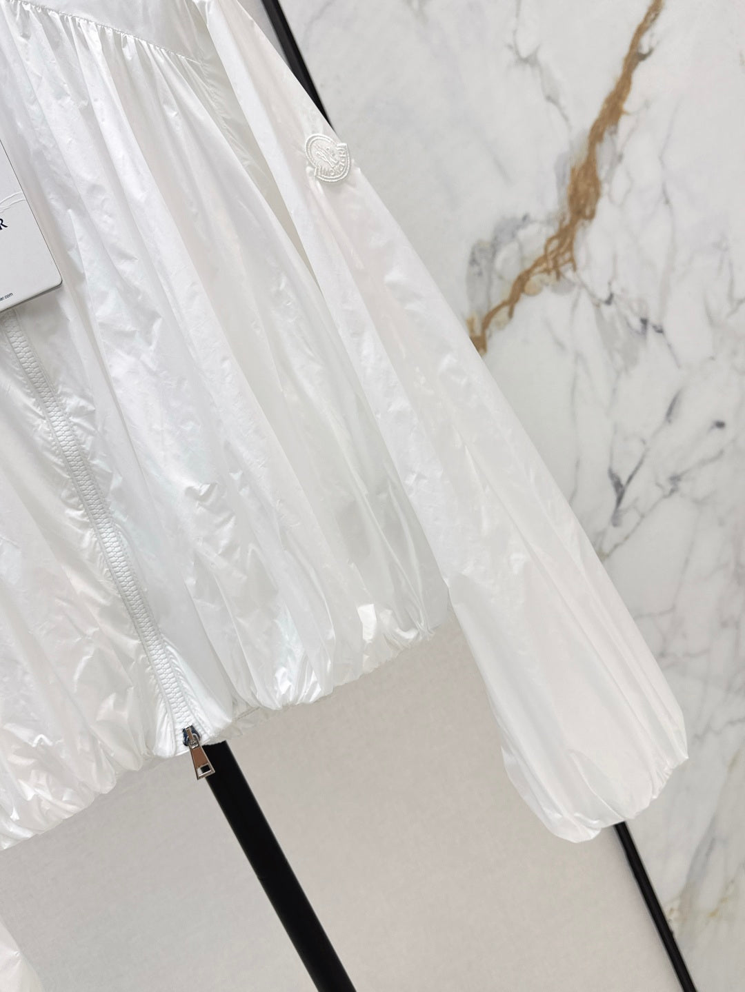 Monc* 25ss pleated details bomber jacket