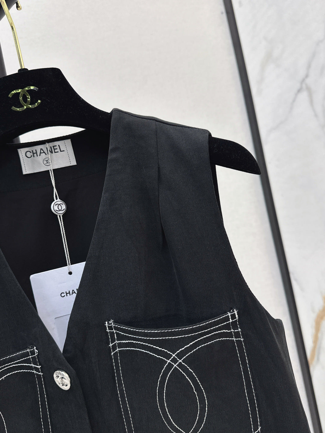 C*nel signature vest