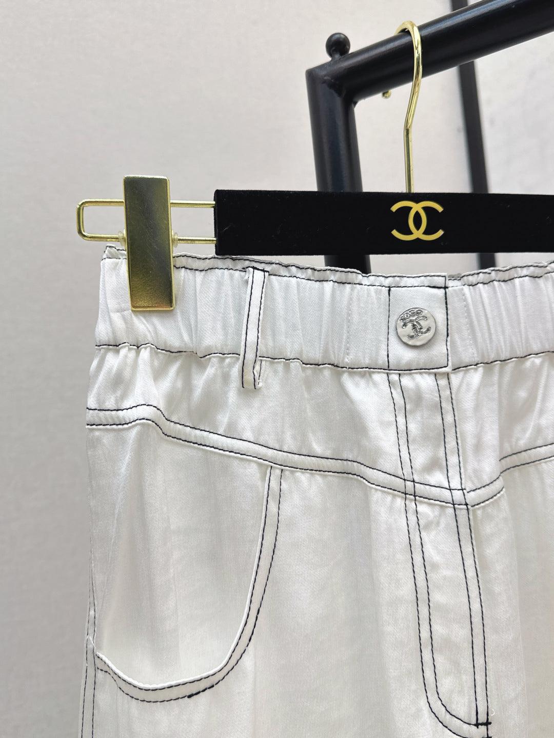 C*nel signature shorts