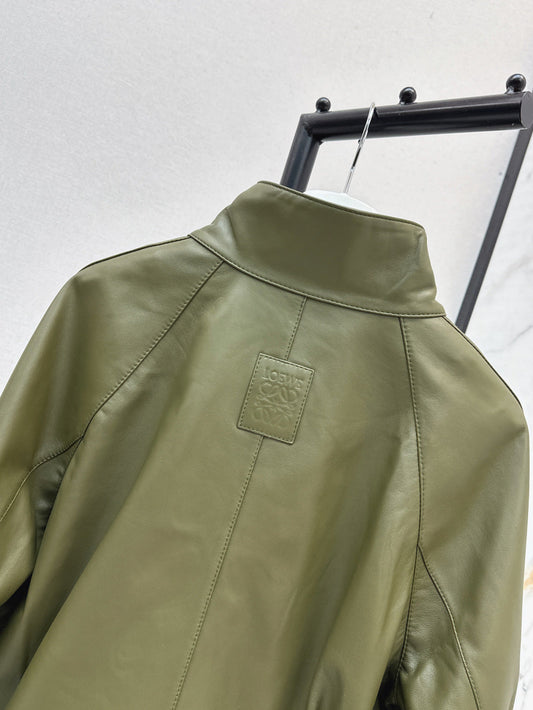 Loe* 25ss high collar trench in nappa lambskin