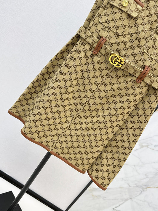 Gu* 25ss GG canvas belted dress