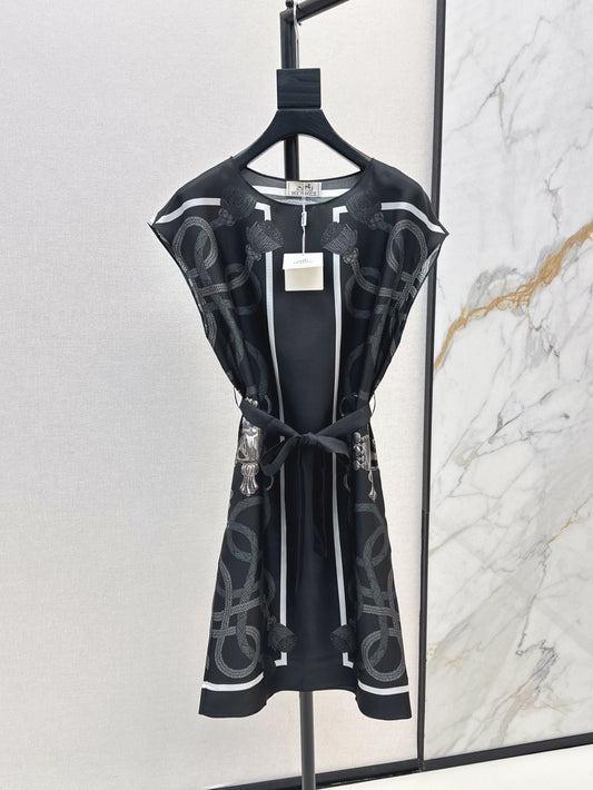 Herm* 25ss printed silk straight dress