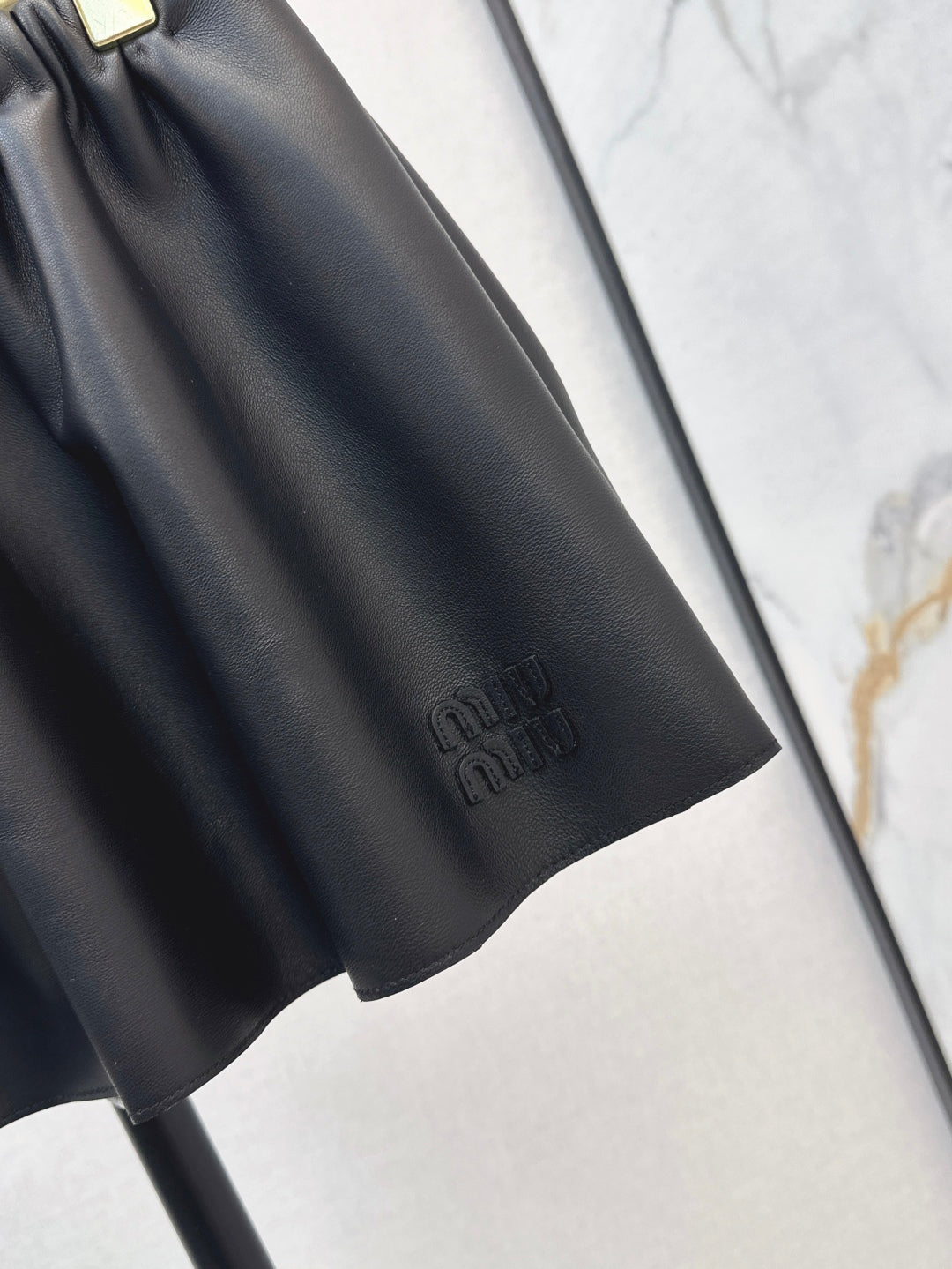 M*u 25ss nappa leather miniskirt