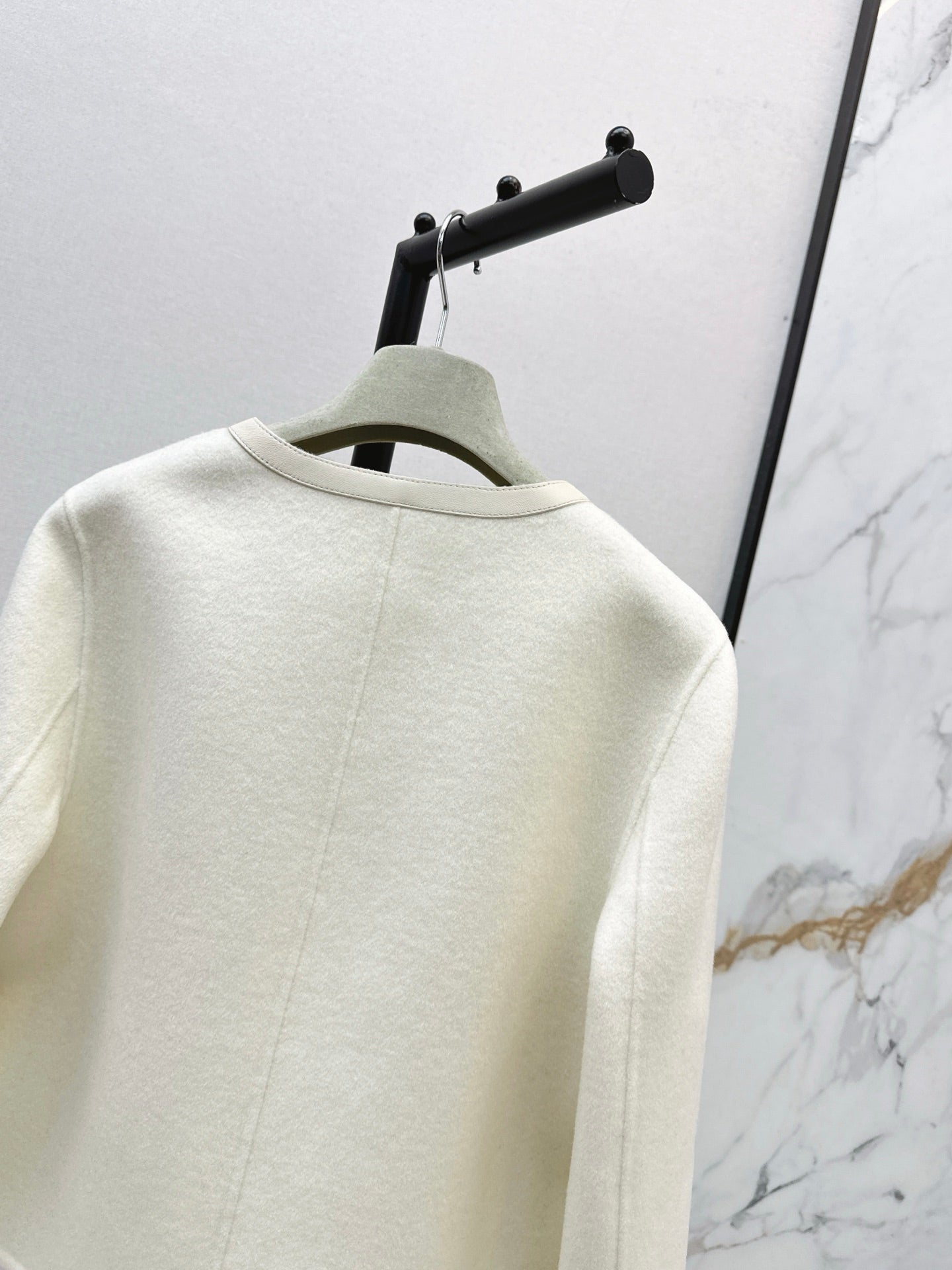 Herm* 25fw cashmere jacket