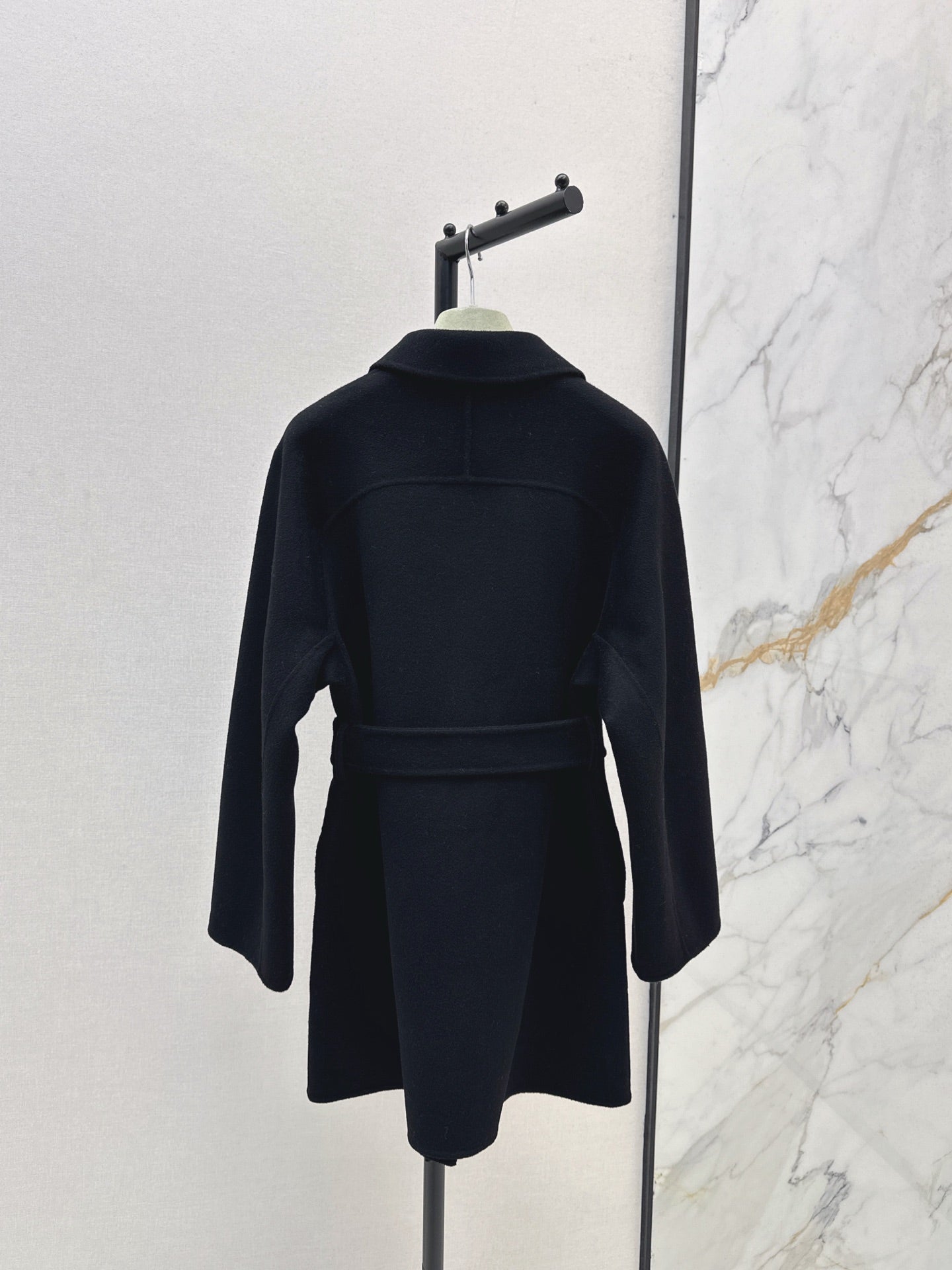 Herm* 25fw cashmere jacket