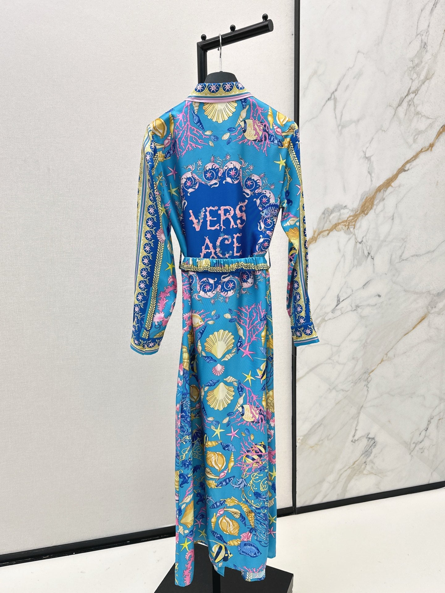Versa* 25fw silk dress