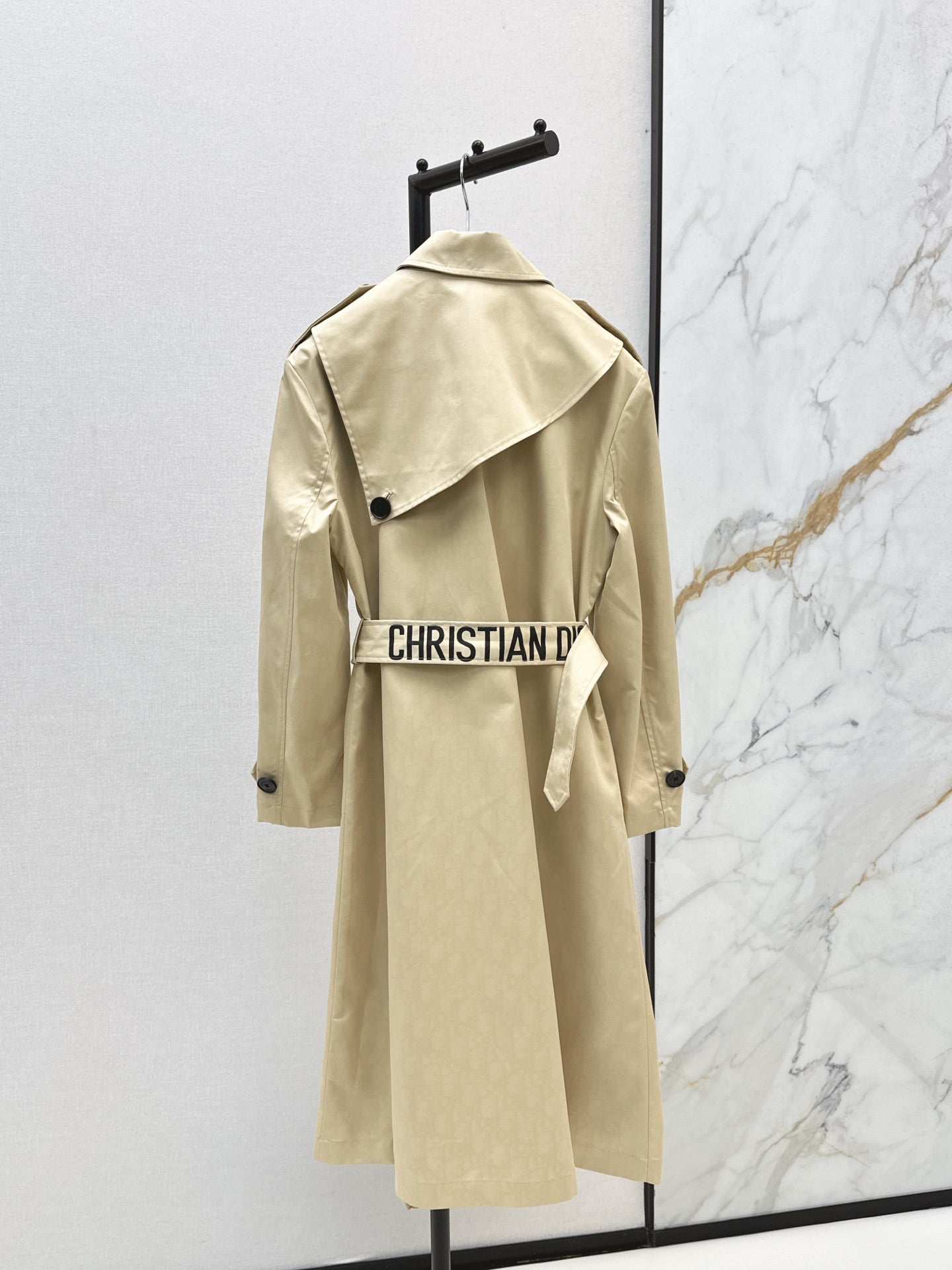 D*r 25fw trench coats