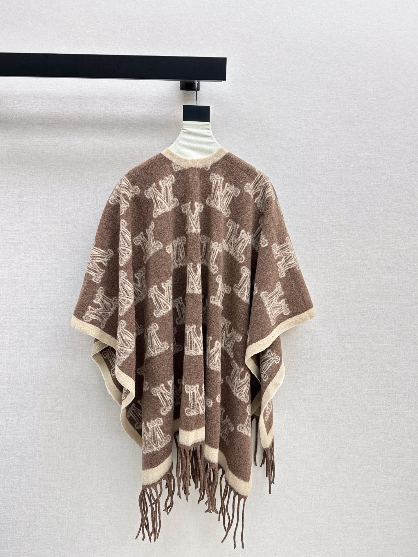 Max*M 25fw shawl-style cape coat