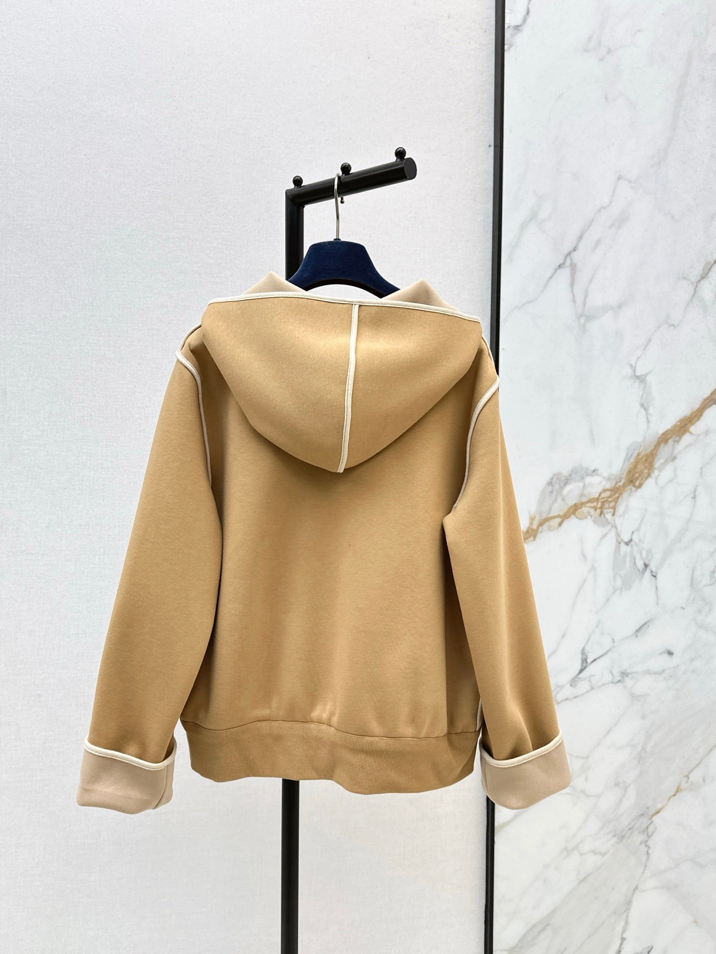 Loui* 25fw sweatshirt jacket