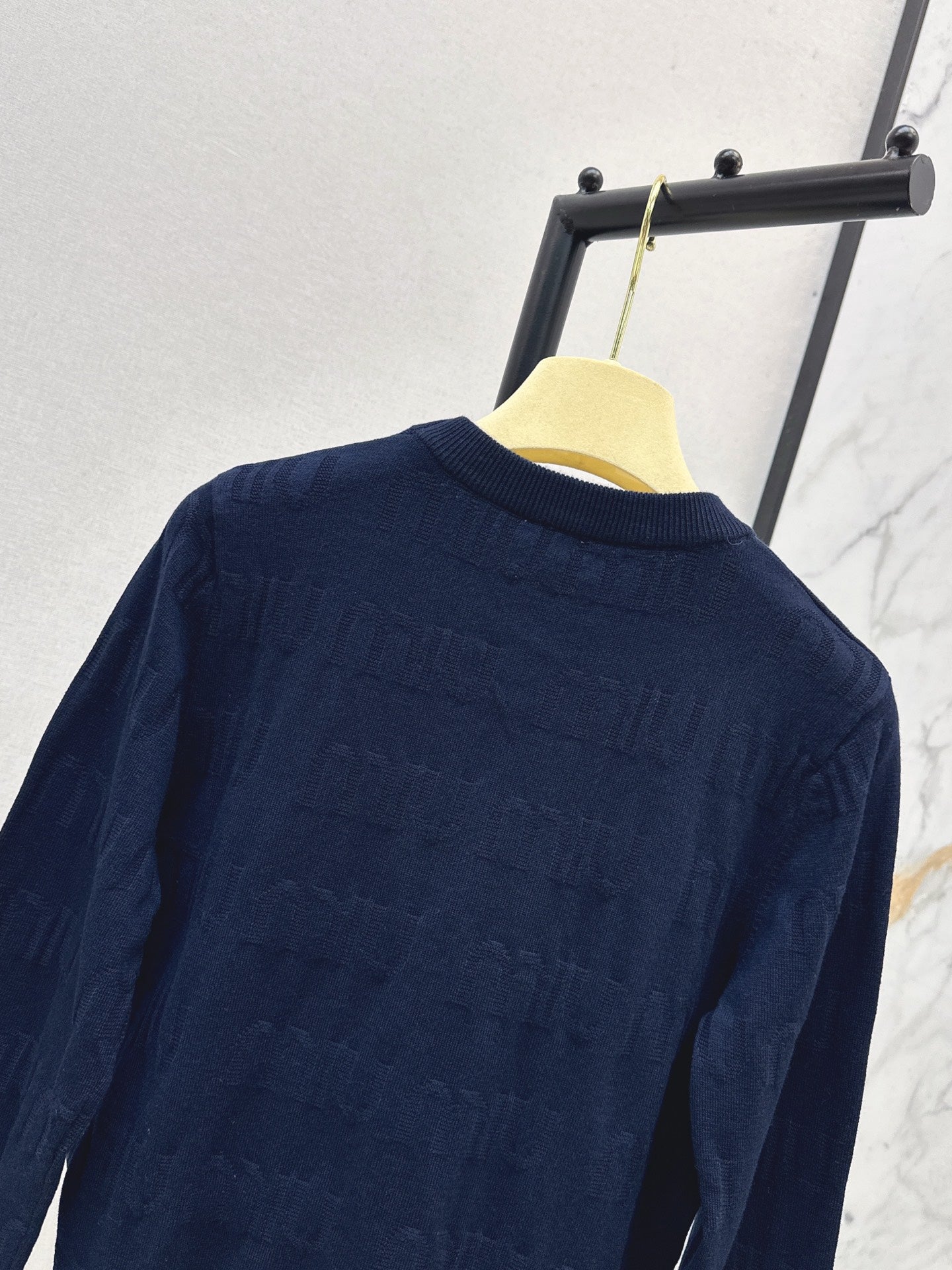 M*u 25fw knit sweater