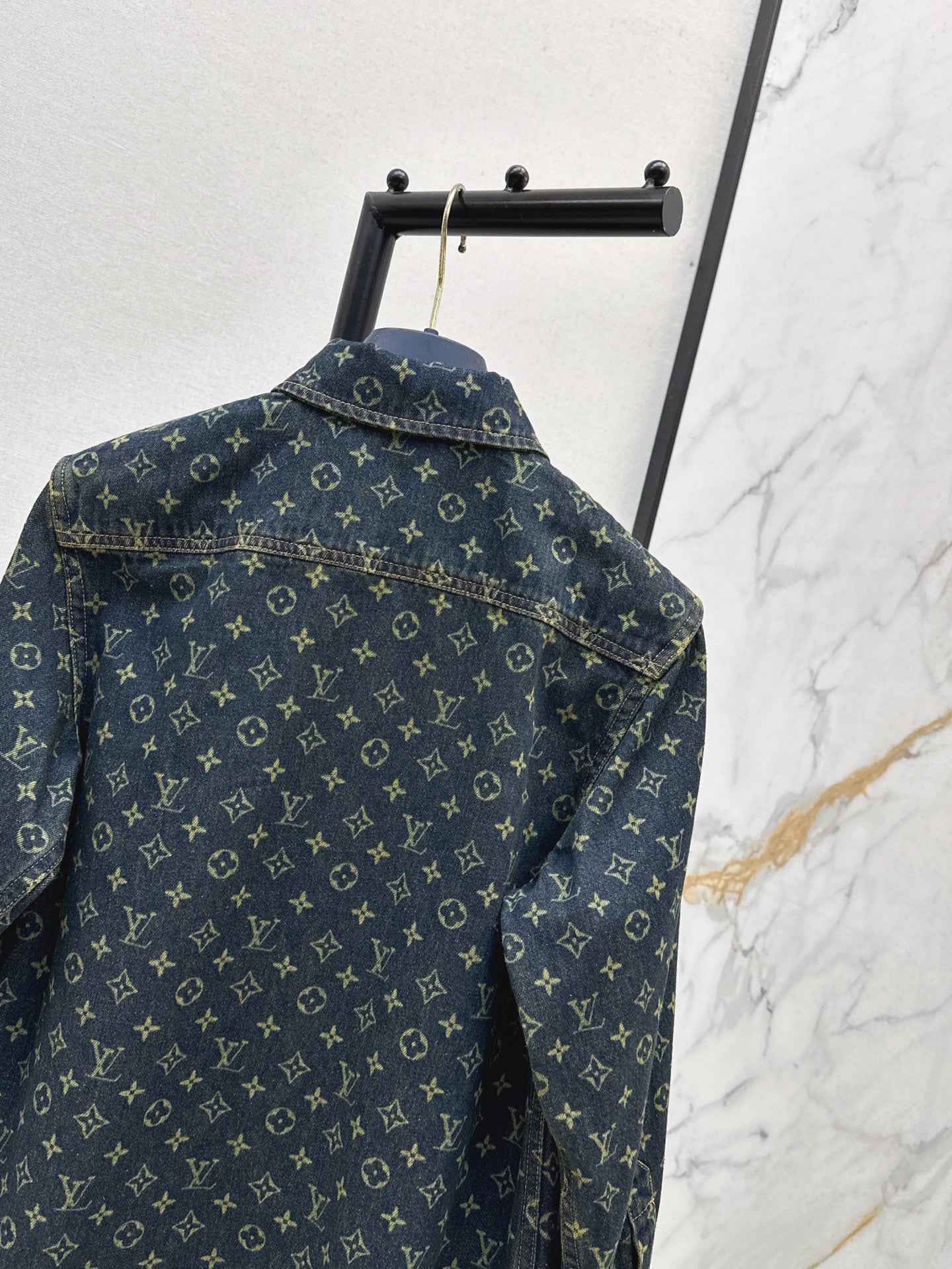 Loui* 25fw denim shirt