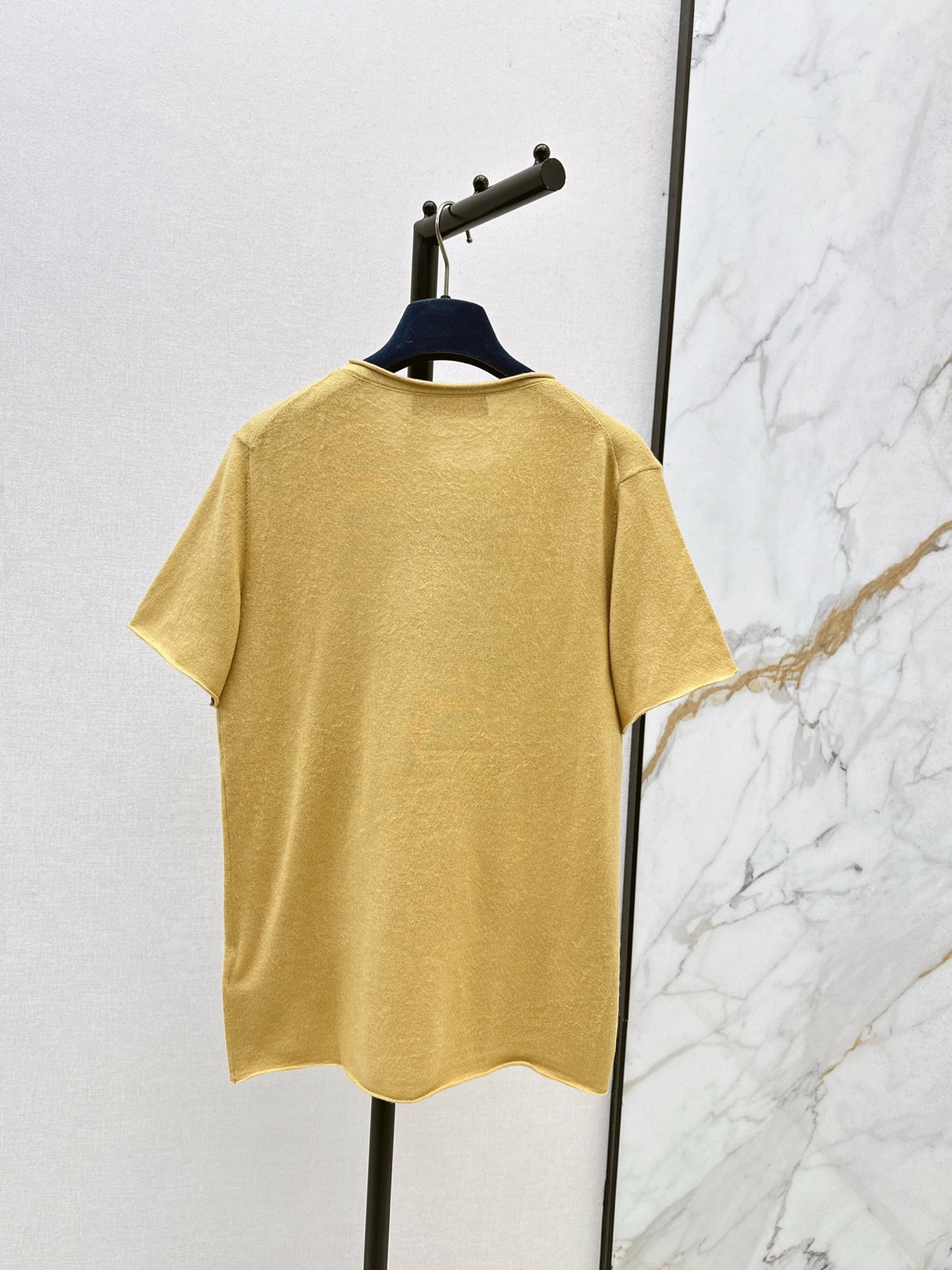Loui* 25fw knitted T-shirt