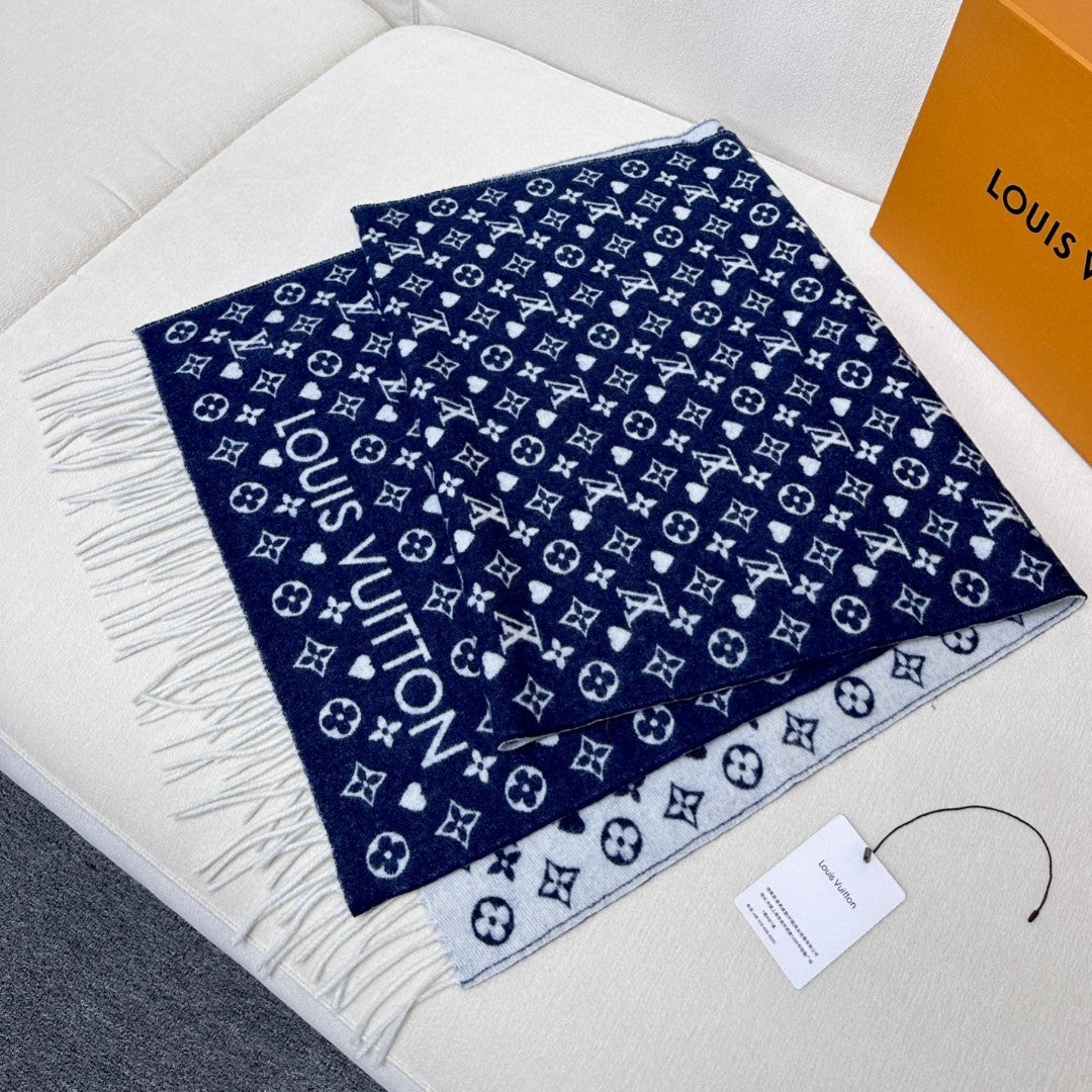 Top quality knitted cashmere scarf